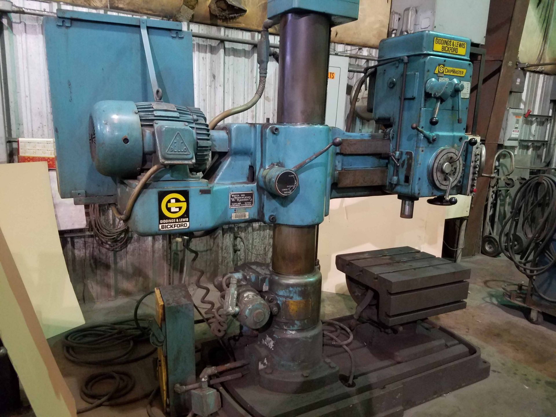 RADIAL ARM DRILL, 3' X 9" GIDDINGS & LEWIS BICKFORD, Chipmaster, S/N 951-00565-74. (Location BB: - Image 3 of 4