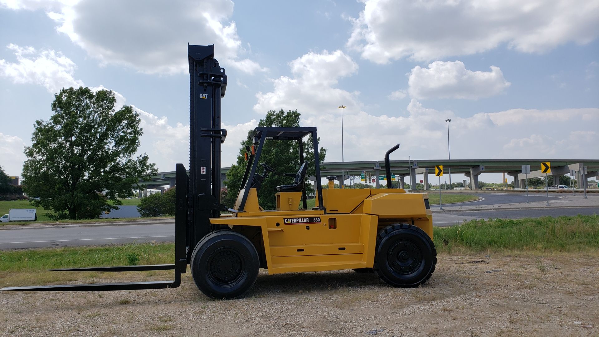 FORKLIFT, CATERPILLAR 33,000 LB. CAP. MDL. DP150, new 2005, Mitsubishi 6 cyl. diesel engine, 8'