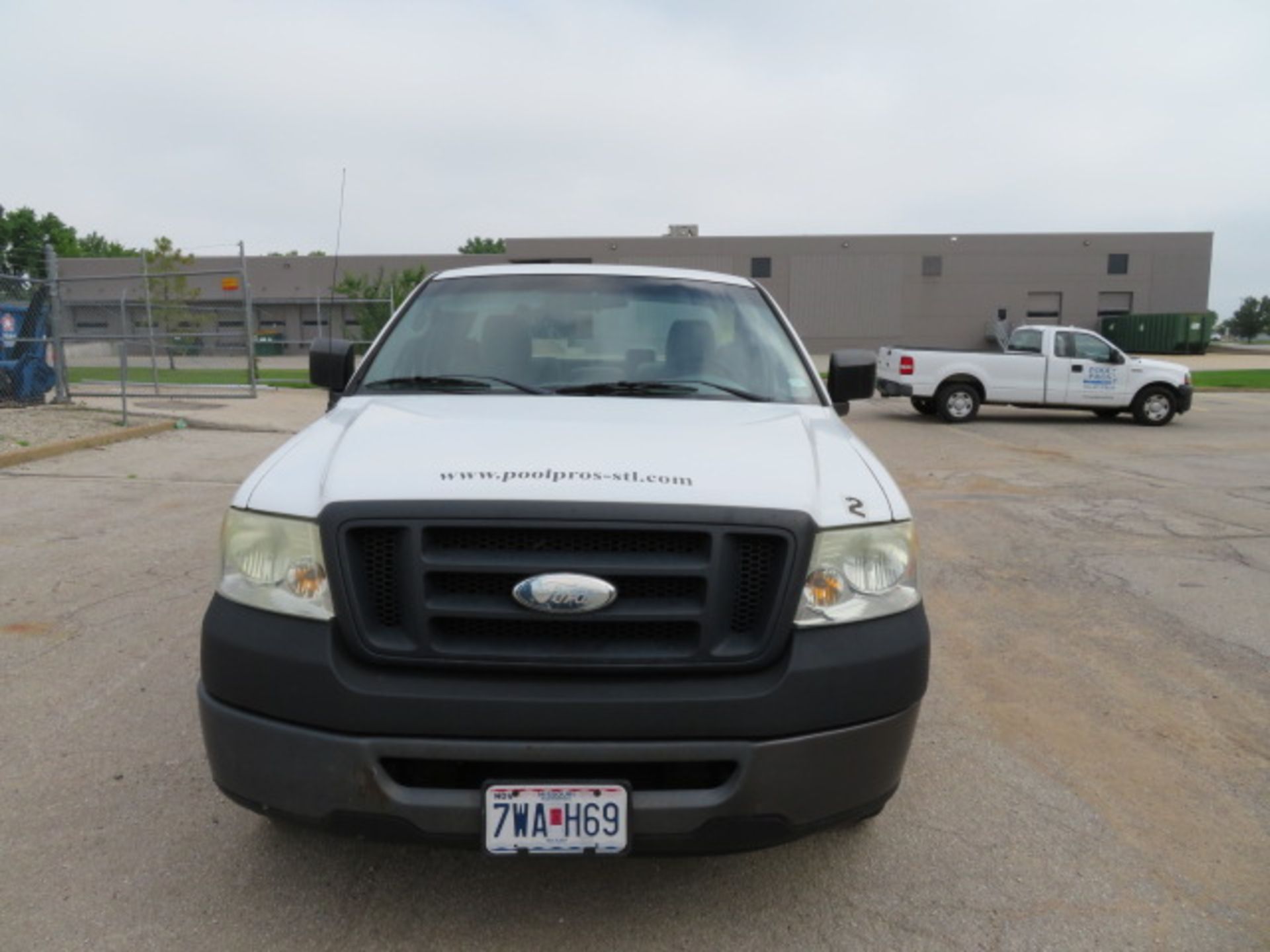 PICKUP TRUCK, 2008 FORD F-150 XL, 5 spd. manual trans., 60/40 bench seat, 6' bed w/Pendaliner bed - Image 2 of 6