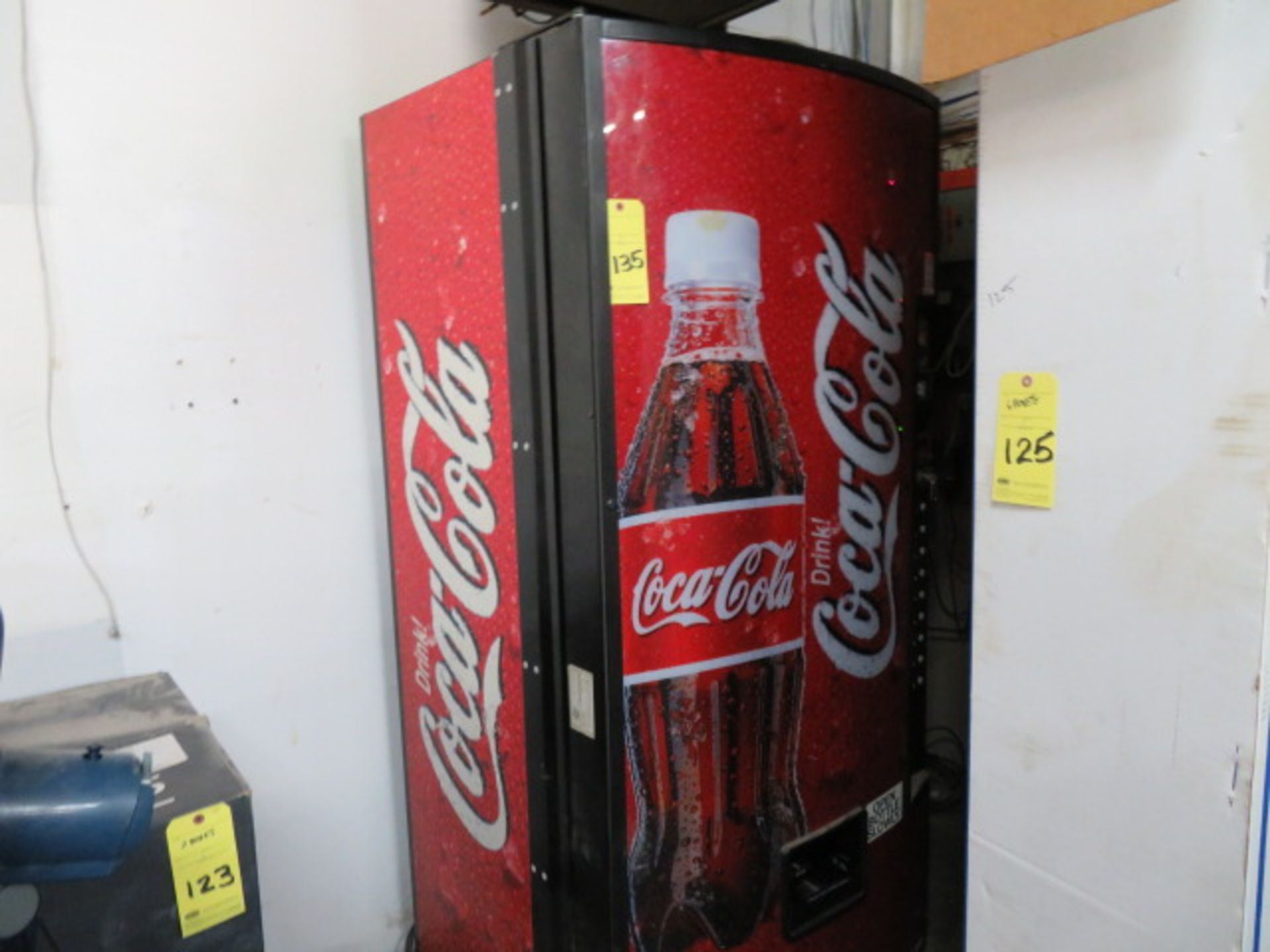 COCA-COLA BEVERAGE VENDING MACHINE