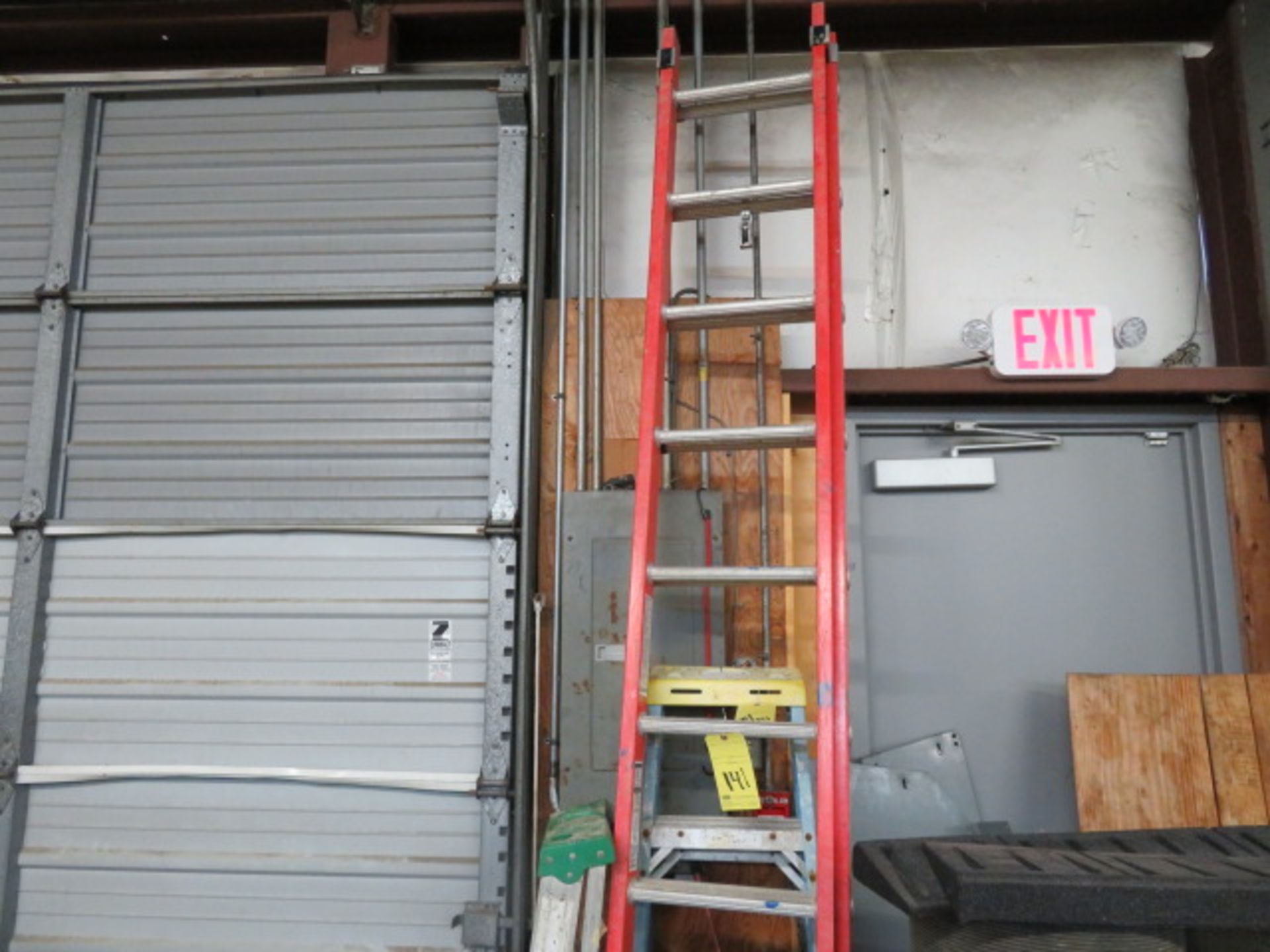 LOT OF LADDERS (3) (10', 5', & 4') - Image 2 of 2