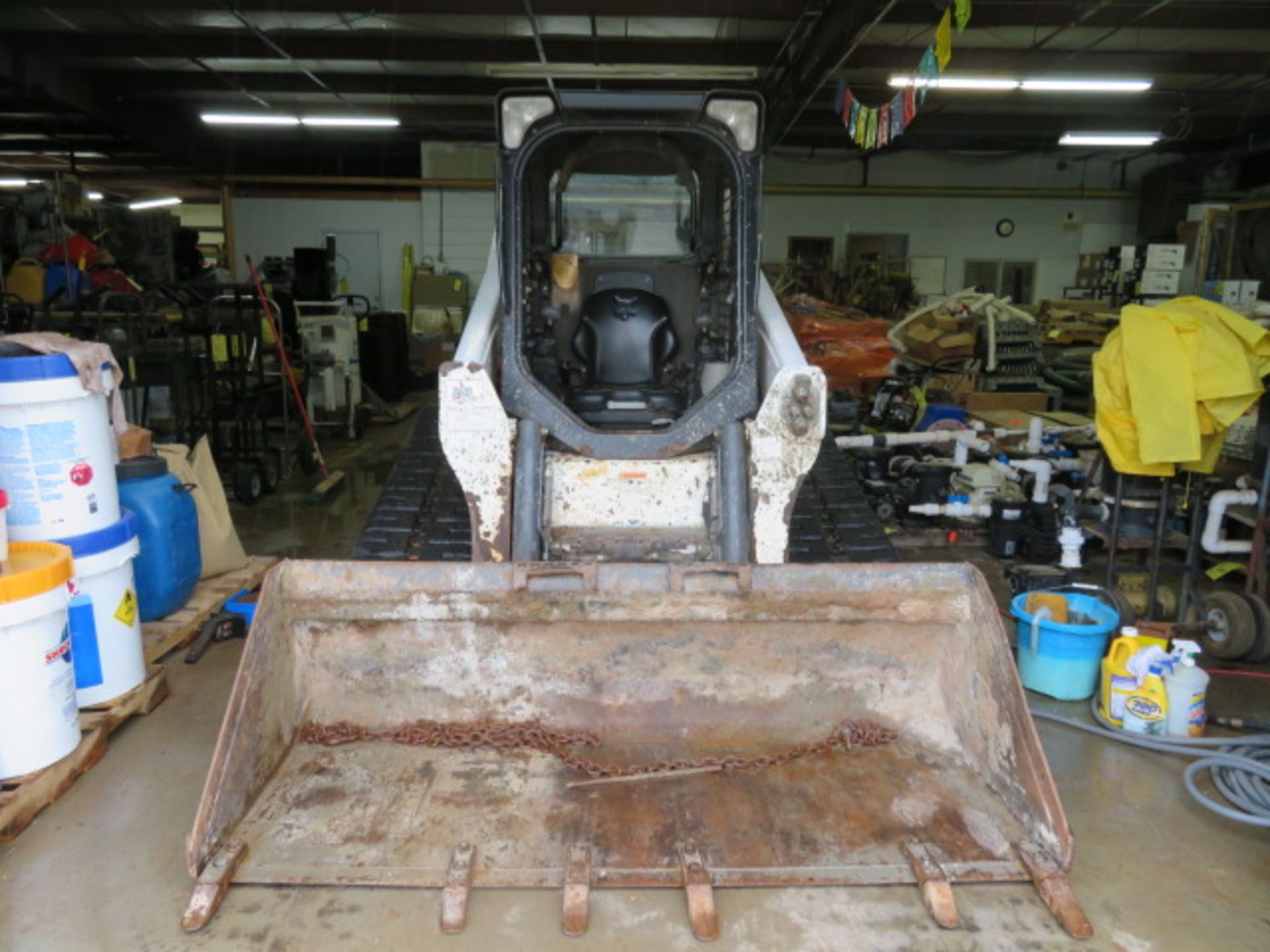 SKID STEER LOADER, BOBCAT MDL. T650, DIESEL TRACK TYPE, new 2012, 980.2 H.O.M., 2,750 lb. rated - Image 4 of 10