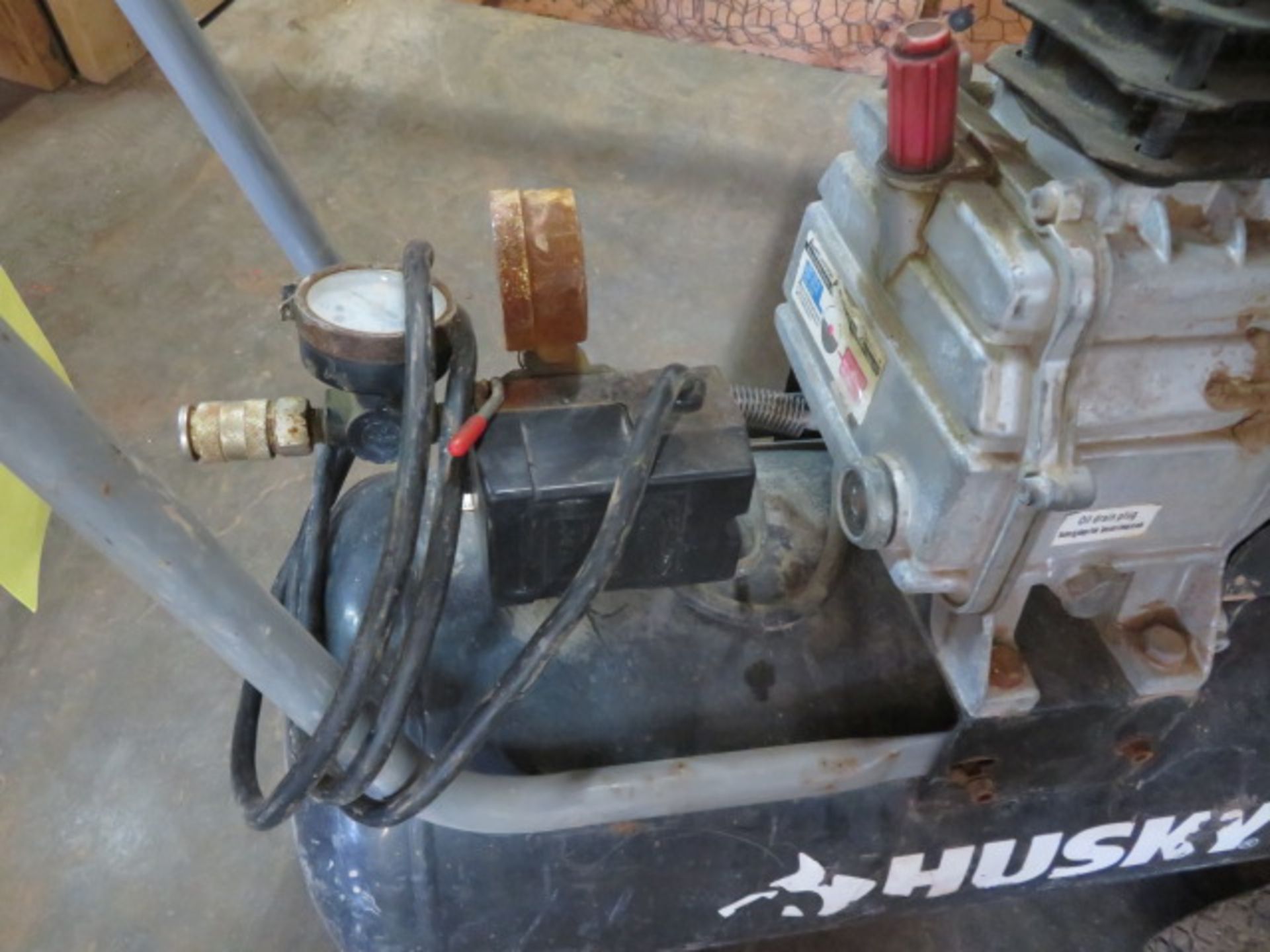 AIR COMPRESSOR - Image 4 of 5