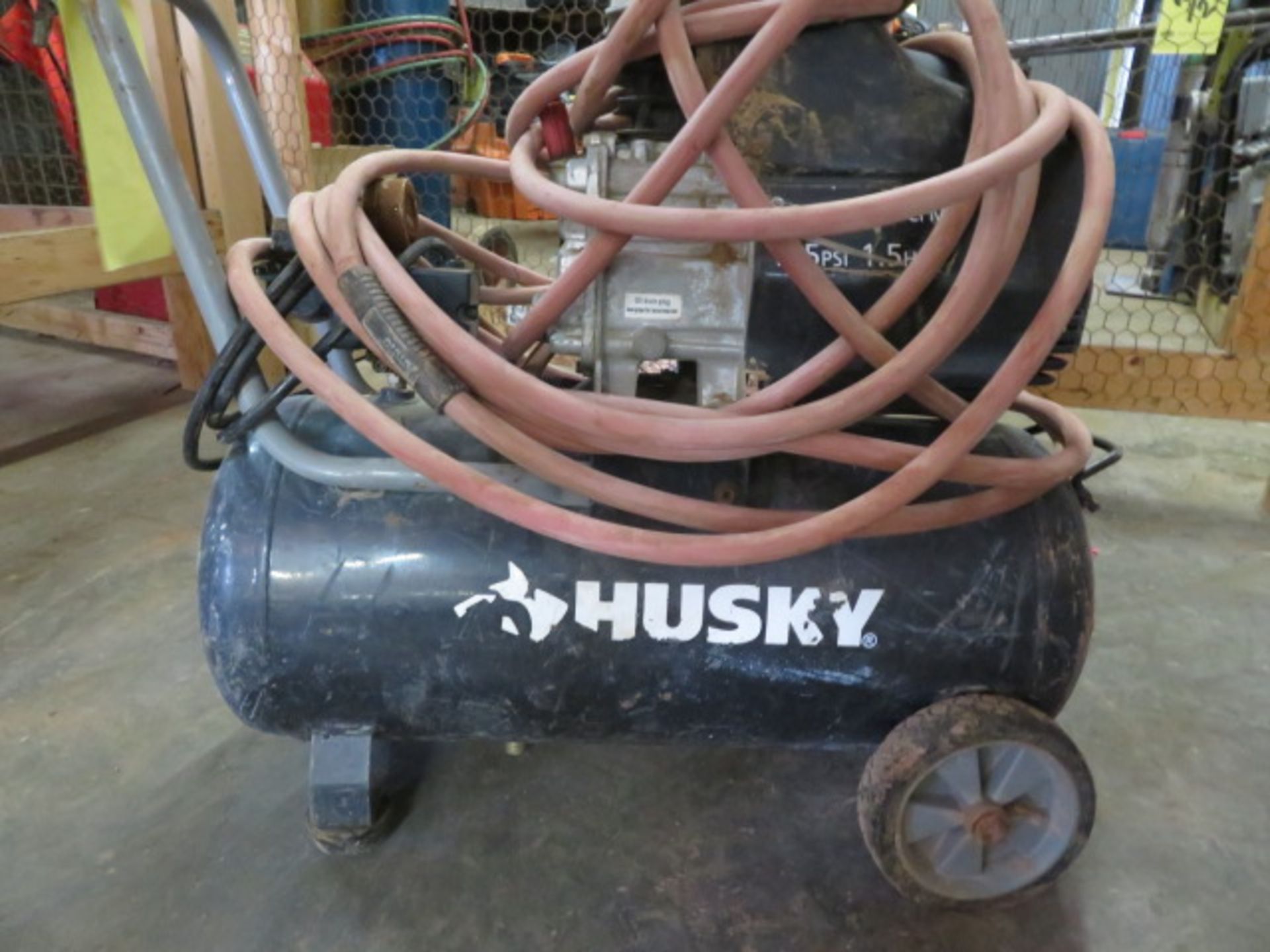 AIR COMPRESSOR