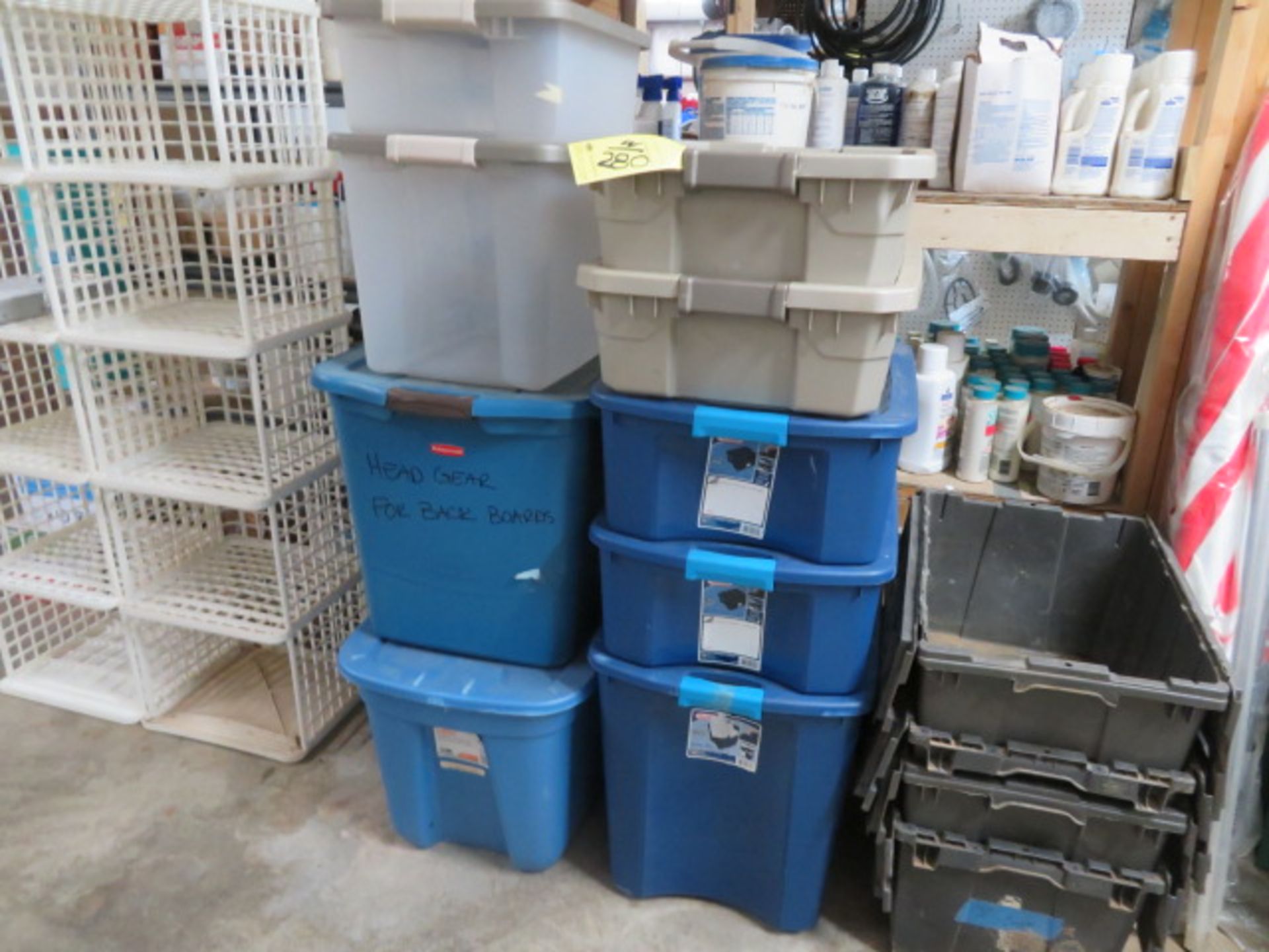 LOT OF STORAGE ITEMS: stacked crates, totes (with & without lids), baskets, assorted - Image 2 of 6