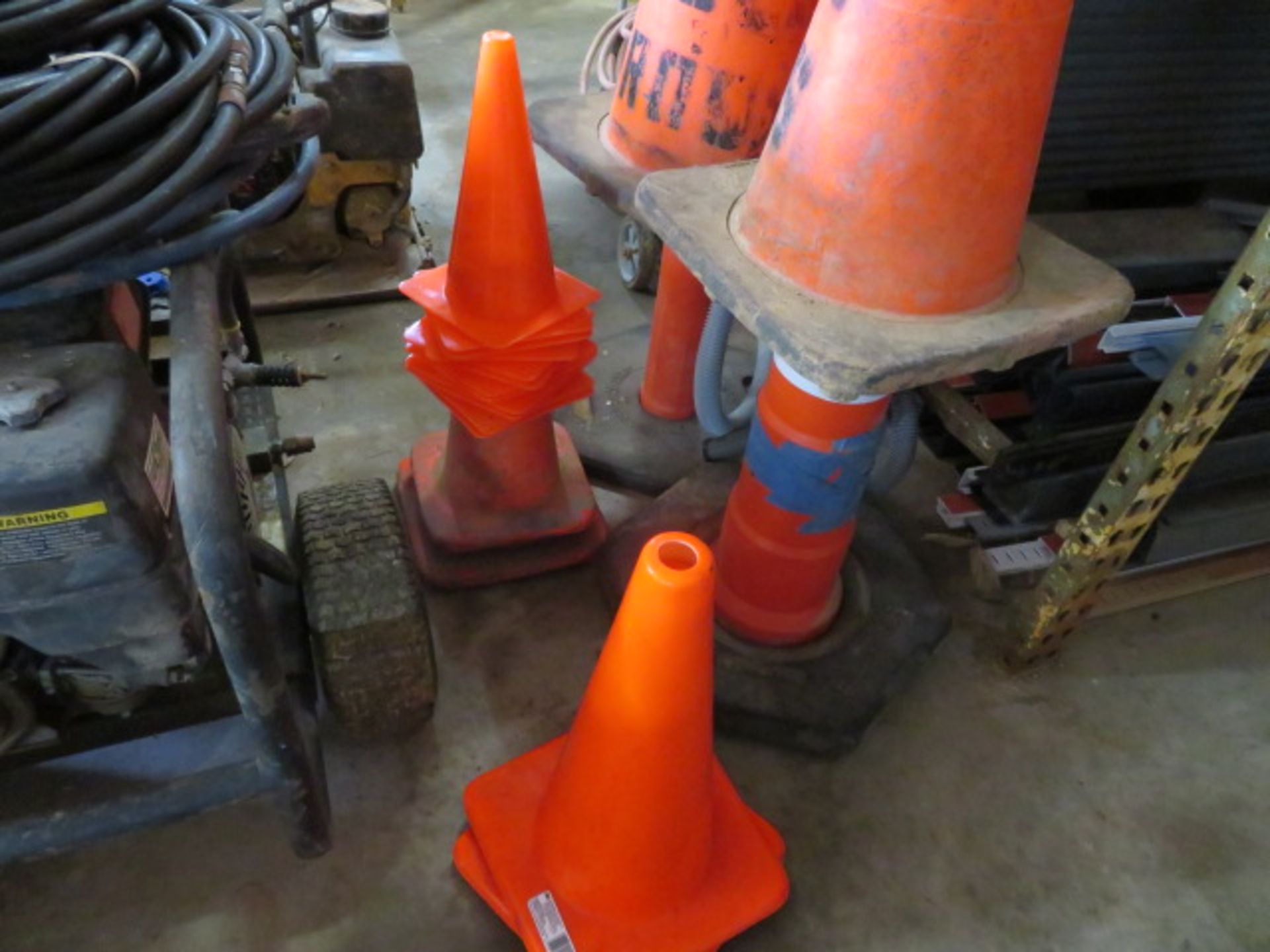 LOT OF SAFETY CONES, assorted - Image 2 of 2