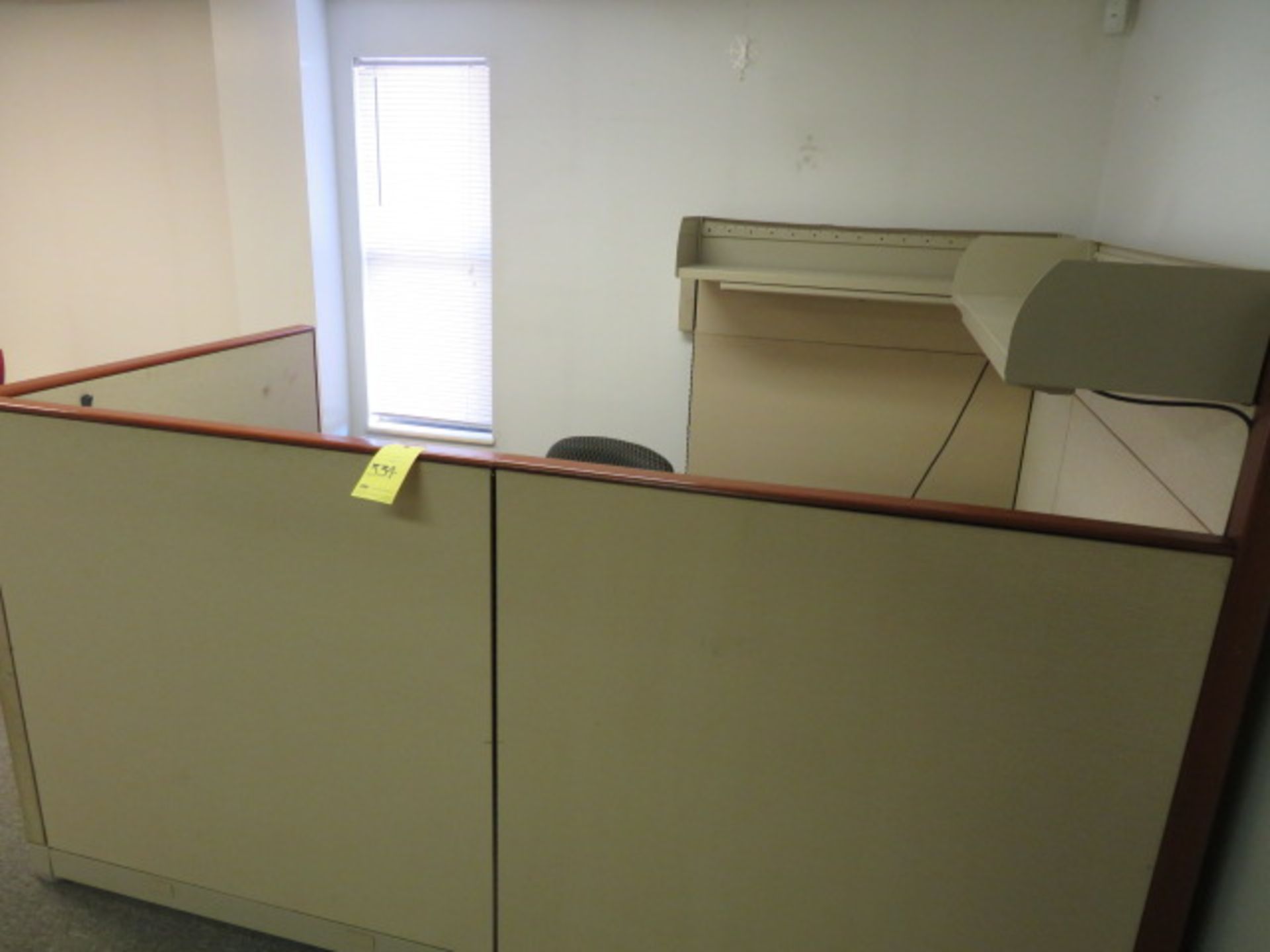 LOT CONSISTING OF OFFICE FURNITURE: 4-sided partition w/wrap around desk (5-drawers), 2-drawer - Image 2 of 8