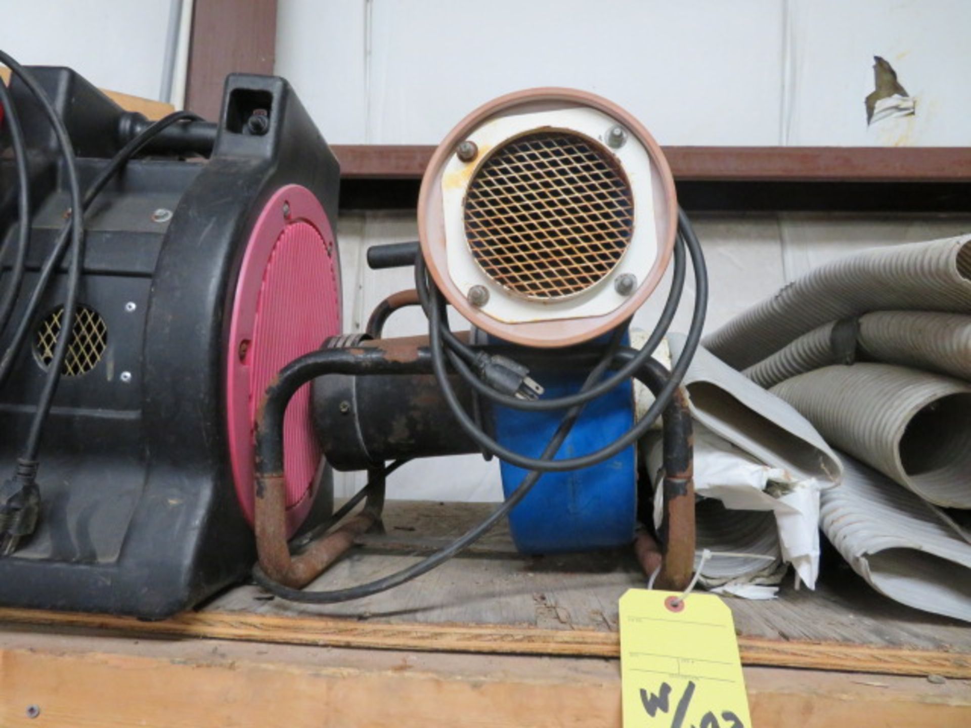 LOT CONSISTING OF: Liner vacuums, Liner vacuum tubes (6) - Image 2 of 5