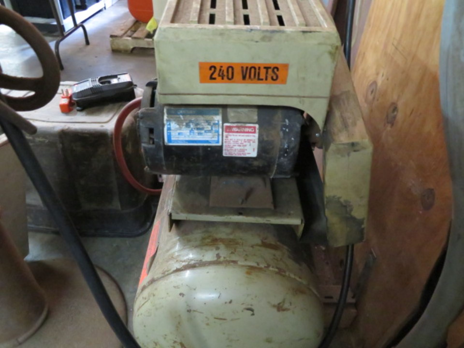 AIR COMPRESSOR, CRAFTSMAN, 240 V., w/hose - Image 4 of 4