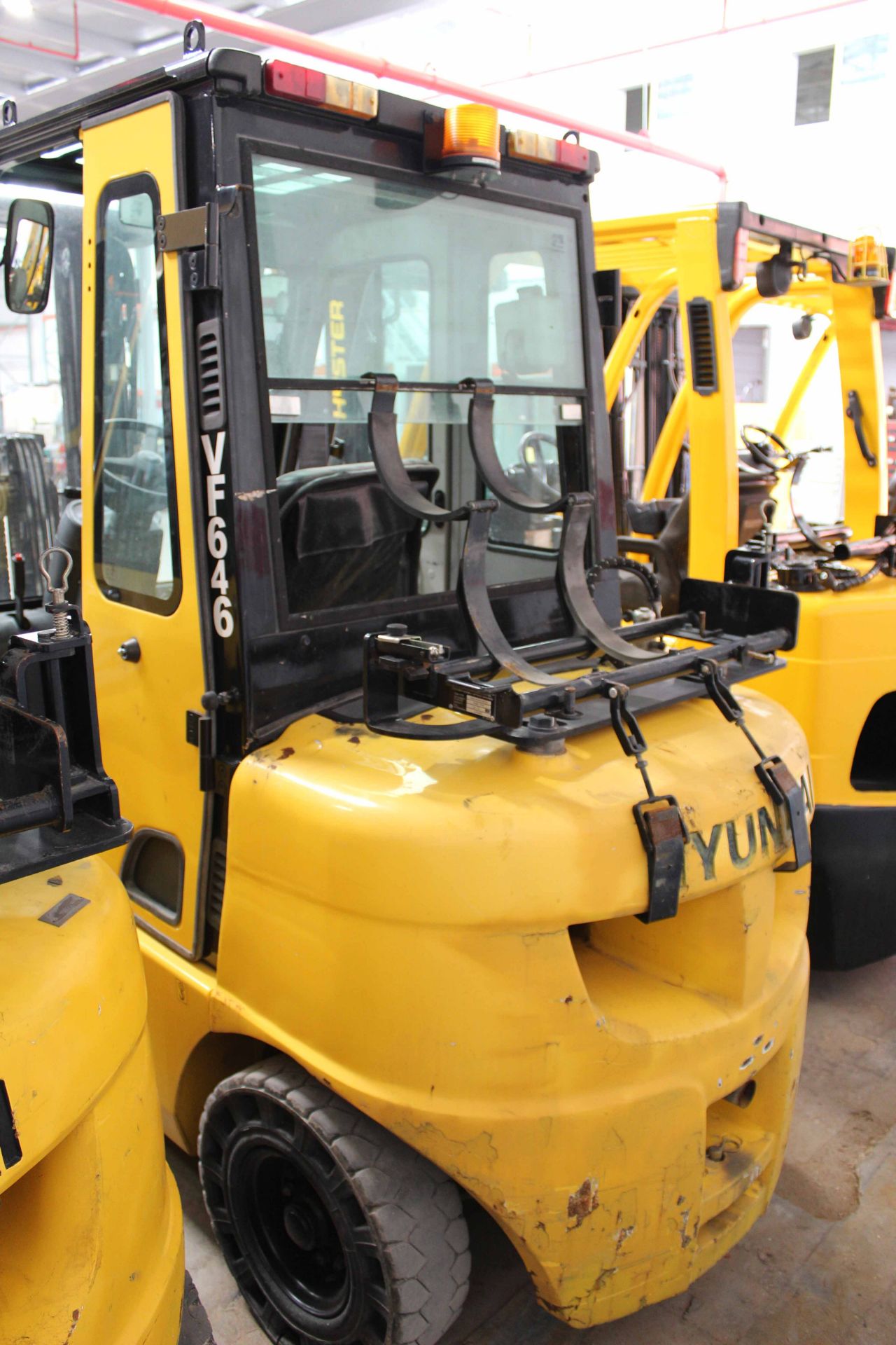 Hyundai 6000 le