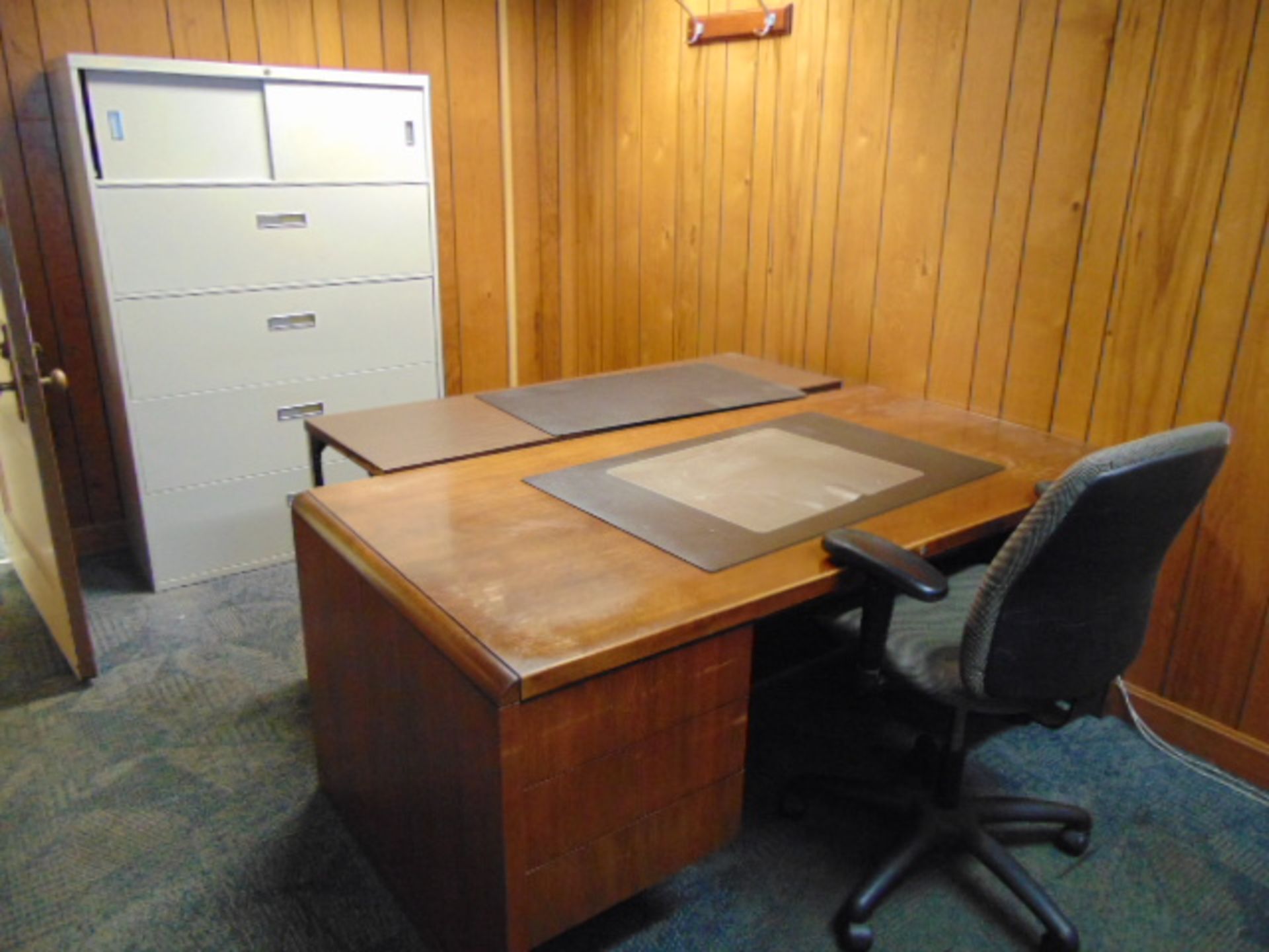 LOT CONSISTING OF: office cubicle, desk, 2-door cabinet, table, (2) chairs & (2) file cabinets ( - Image 2 of 2