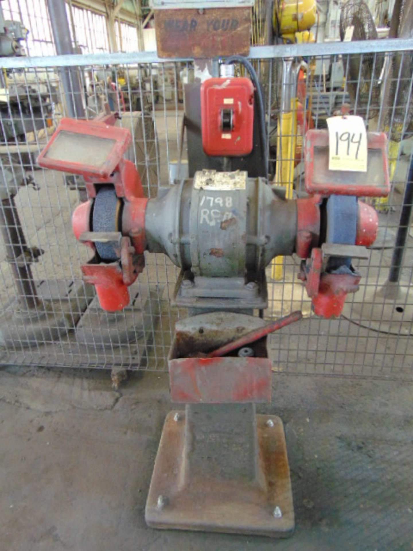 DOUBLE END PEDESTAL GRINDER, 10"