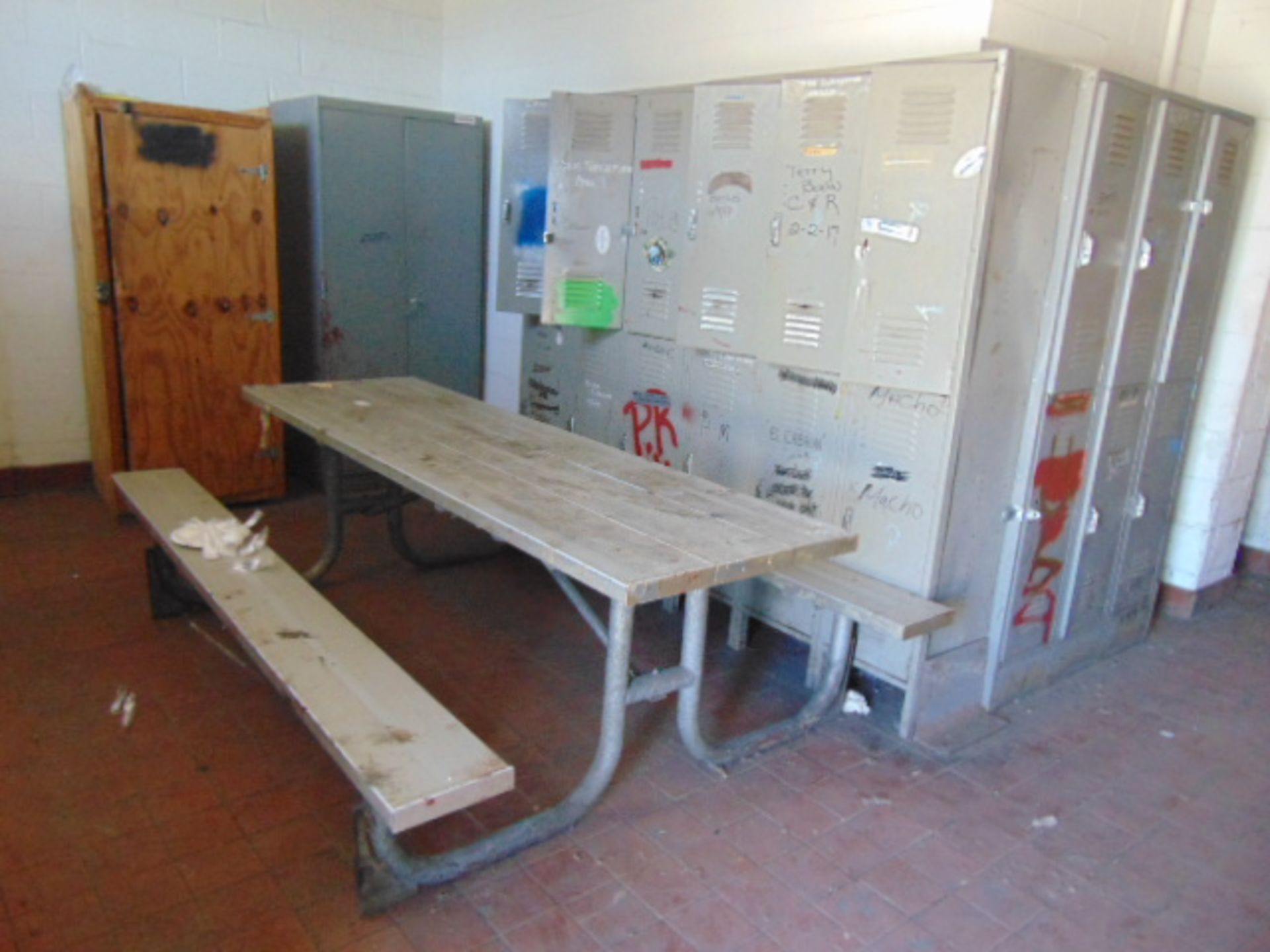 LOT CONSISTING OF: (2) aluminum picnic tables, lockers, & cabinets (in one room)