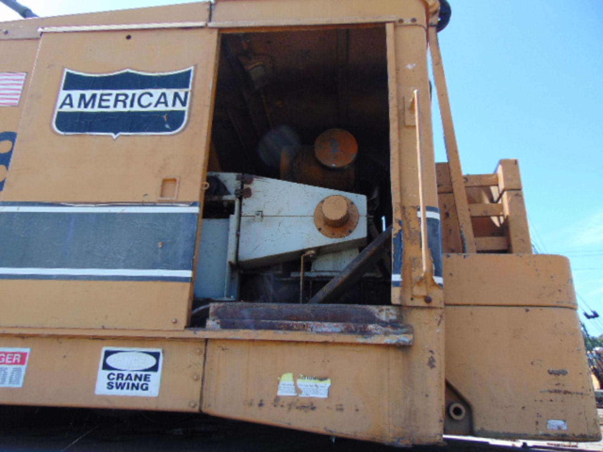 LOCOMOTIVE CRANE, AMERICAN MDL. 5030 DE DIESEL-ELECTRIC: new 1981, 60,000 lb. rated capacity, 60’ - Image 8 of 14