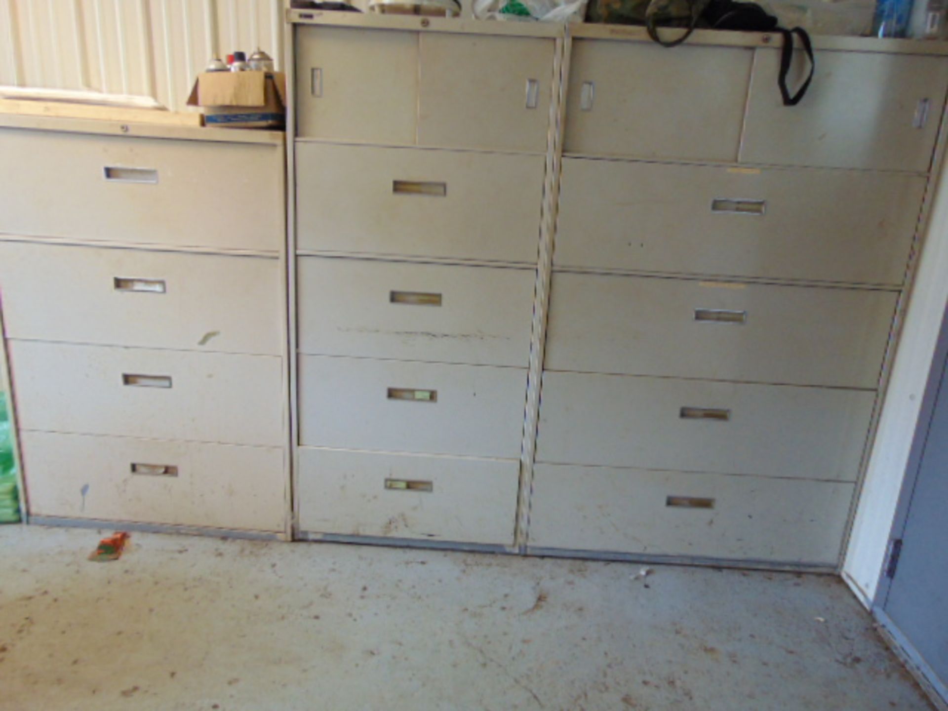 LOT CONSISTING OF: office cubicles & file cabinets