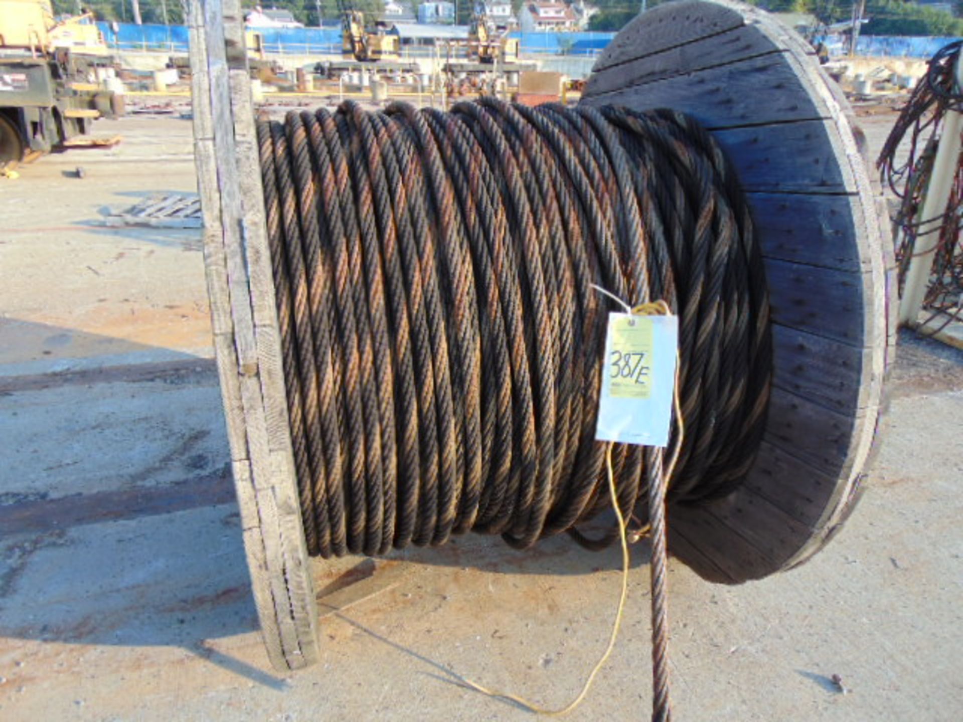 LOT OF WIRE ROPE CABLE ON 1 SPOOL, 1 1/8" DIA