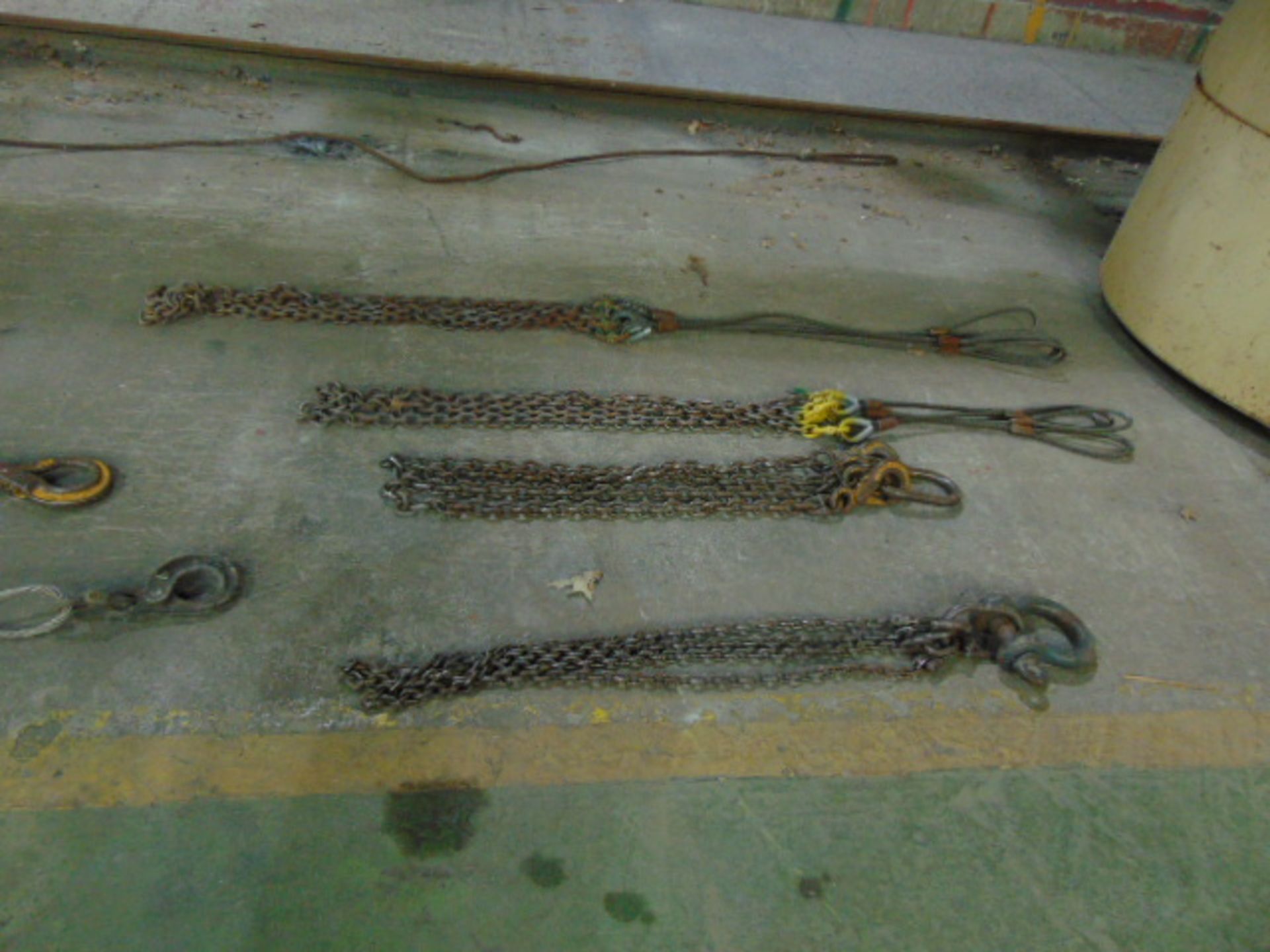 LOT OF CHAINS, assorted - Image 2 of 3