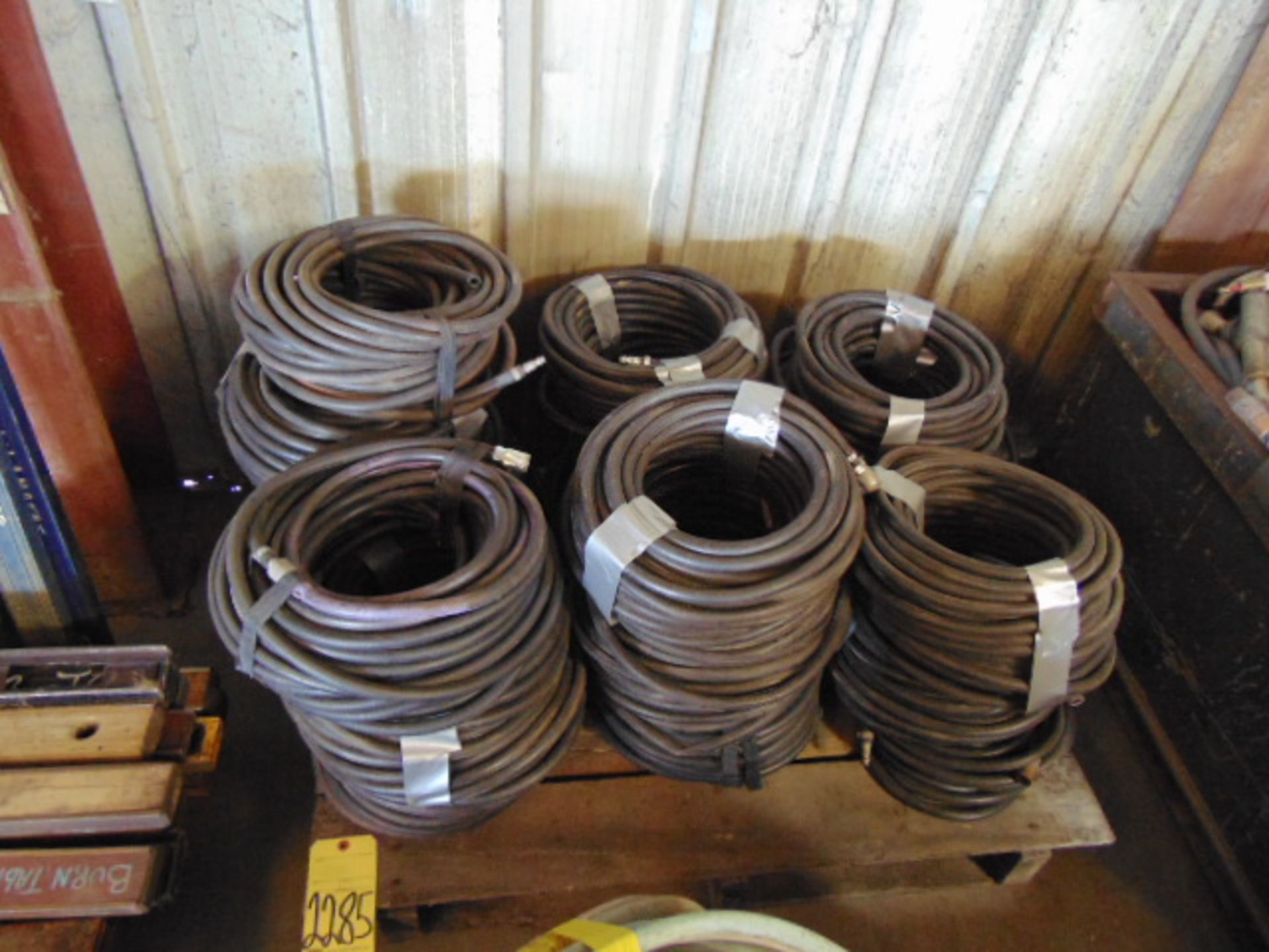 LOT OF AIR HOSE (on one skid)