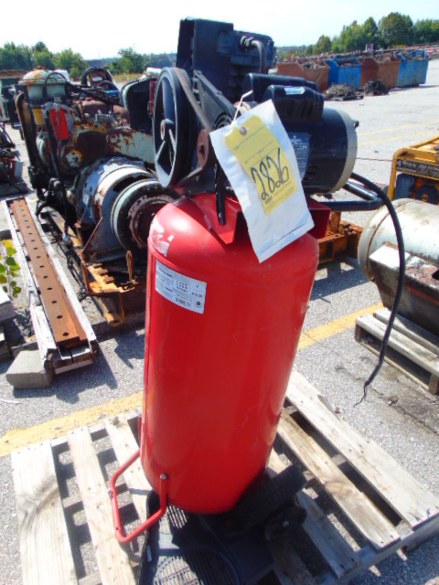 VERTICAL AIR COMPRESSOR, HUSKY, HP SPL