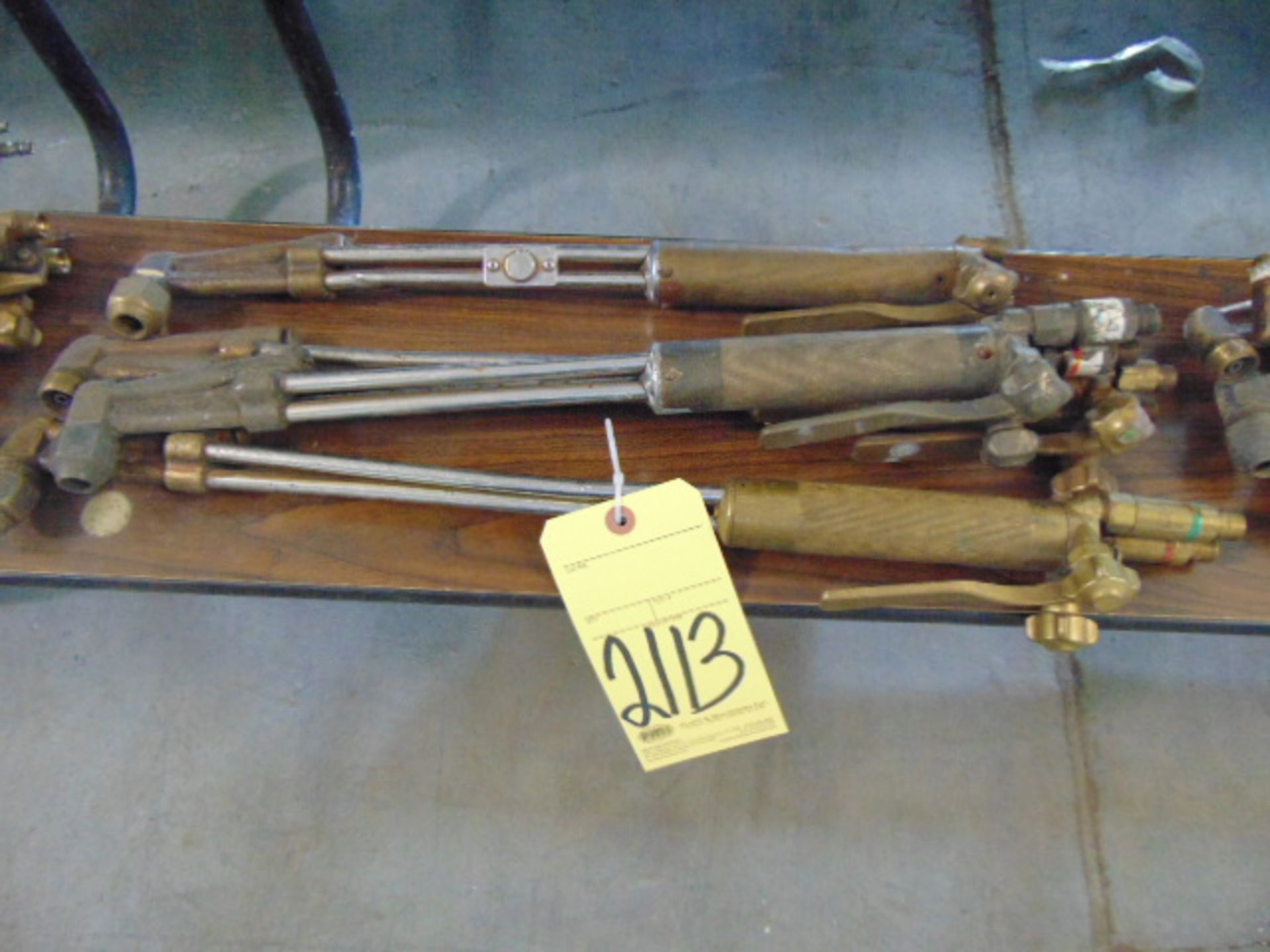 LOT OF CUTTING TORCHES (4), HARRIS