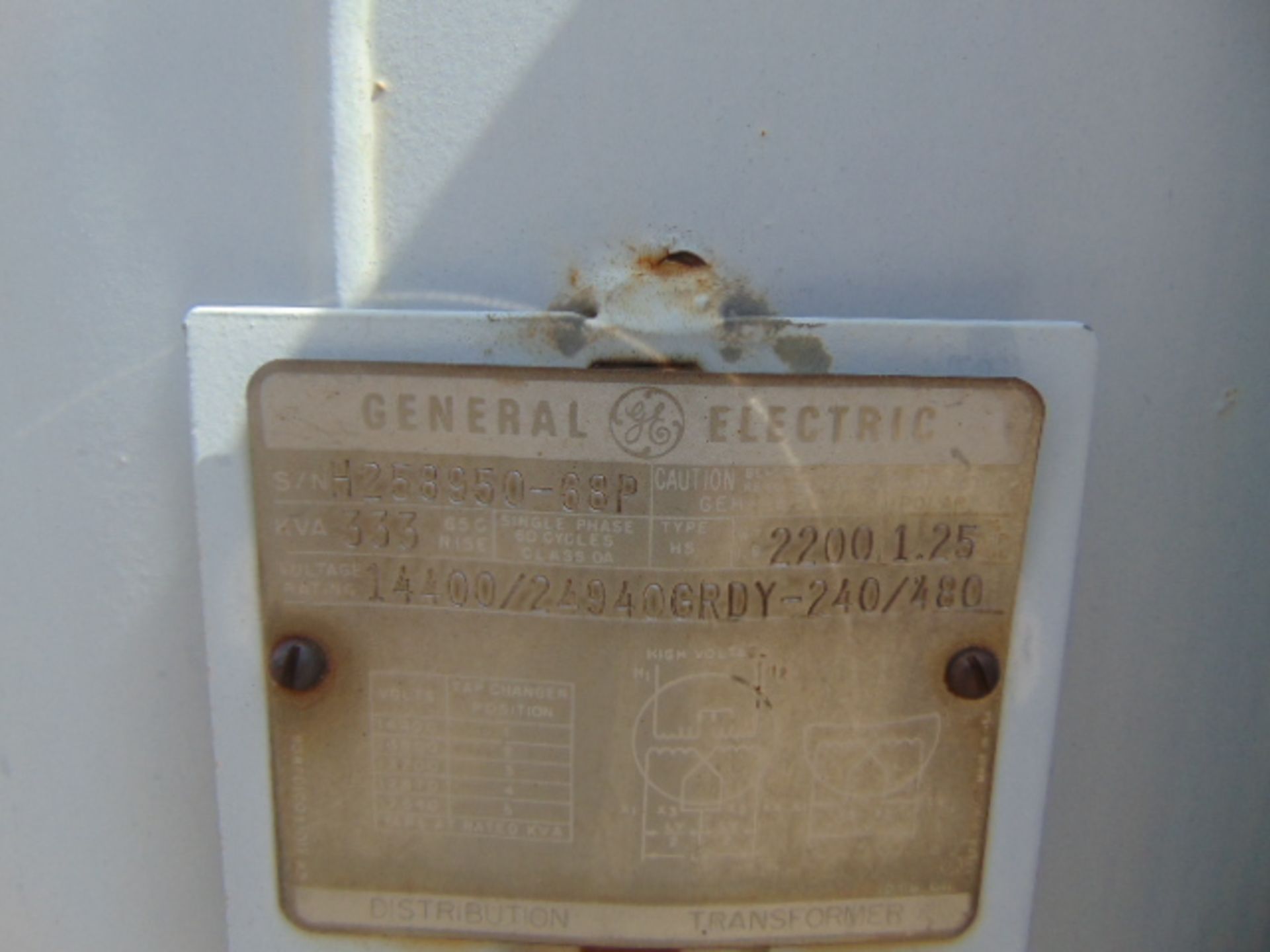 LOT OF DISTRIBUTION TRANSFORMERS (2), G.E., 333 KVA - Image 3 of 3