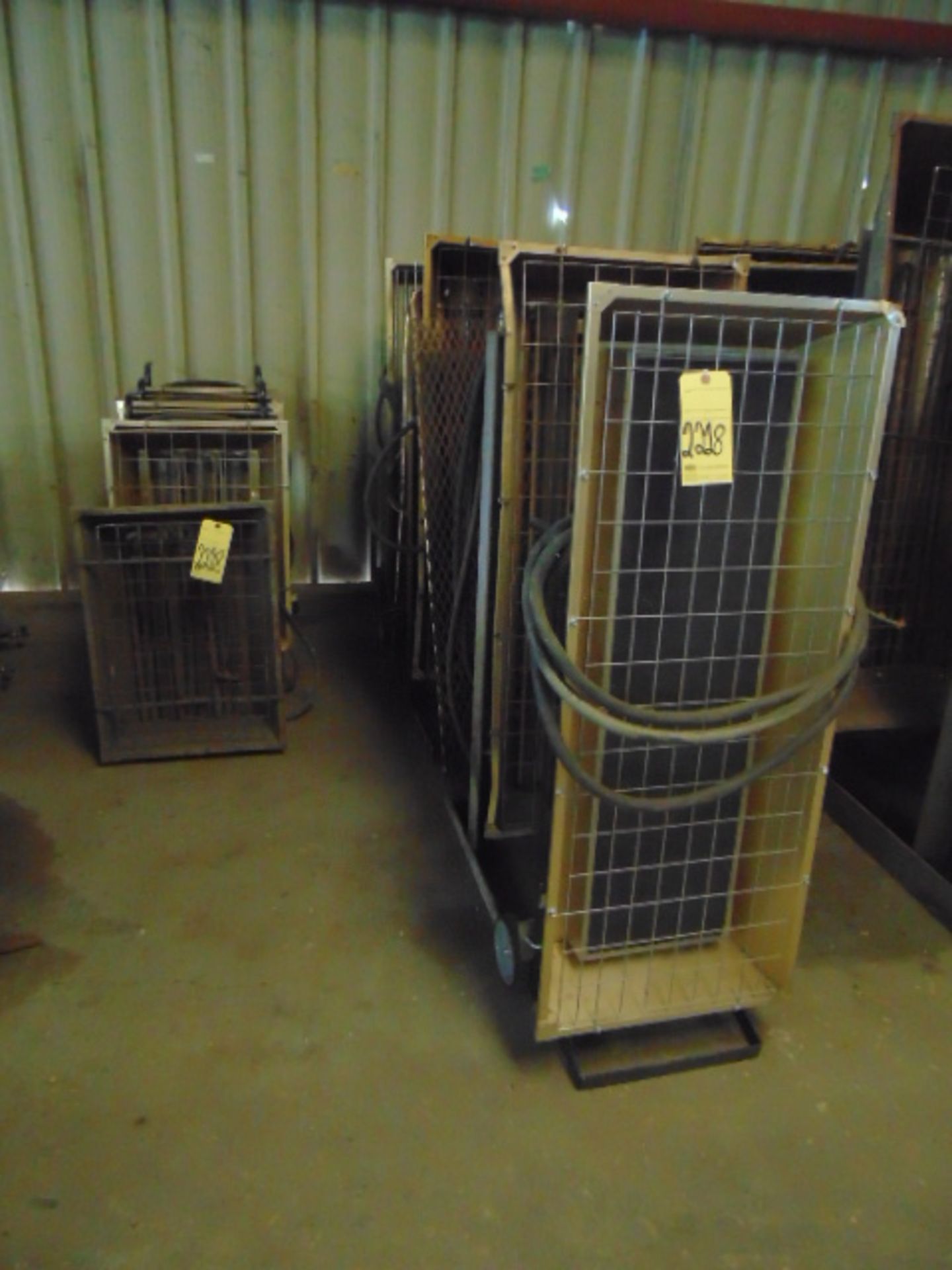 LOT OF NATURAL GAS HEATERS (10)