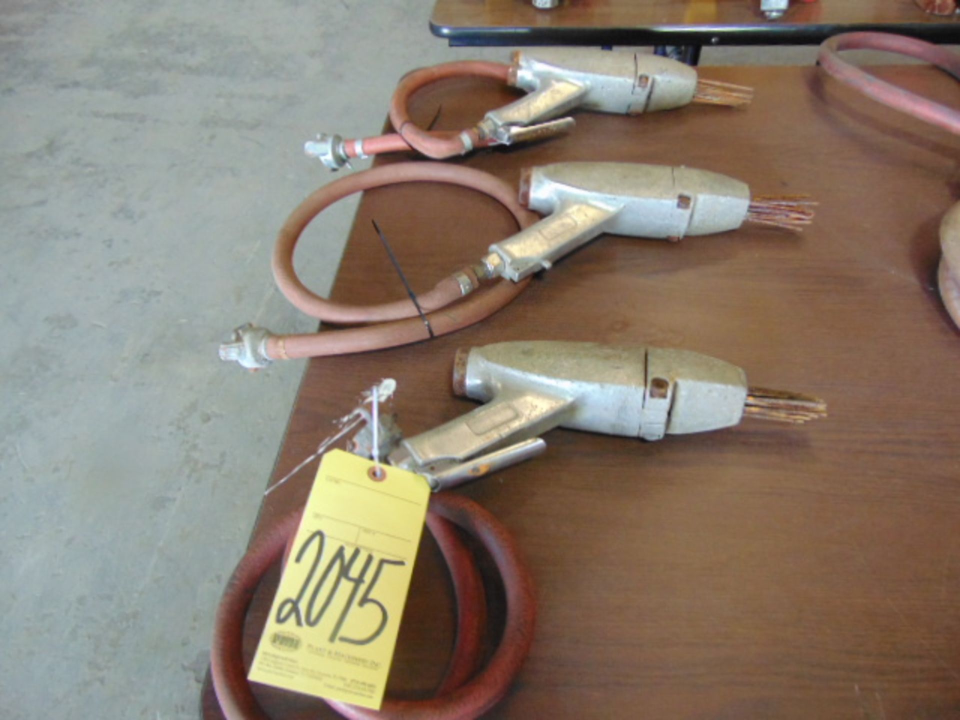 LOT OF PNEUMATIC NEEDLE SCALERS (3)