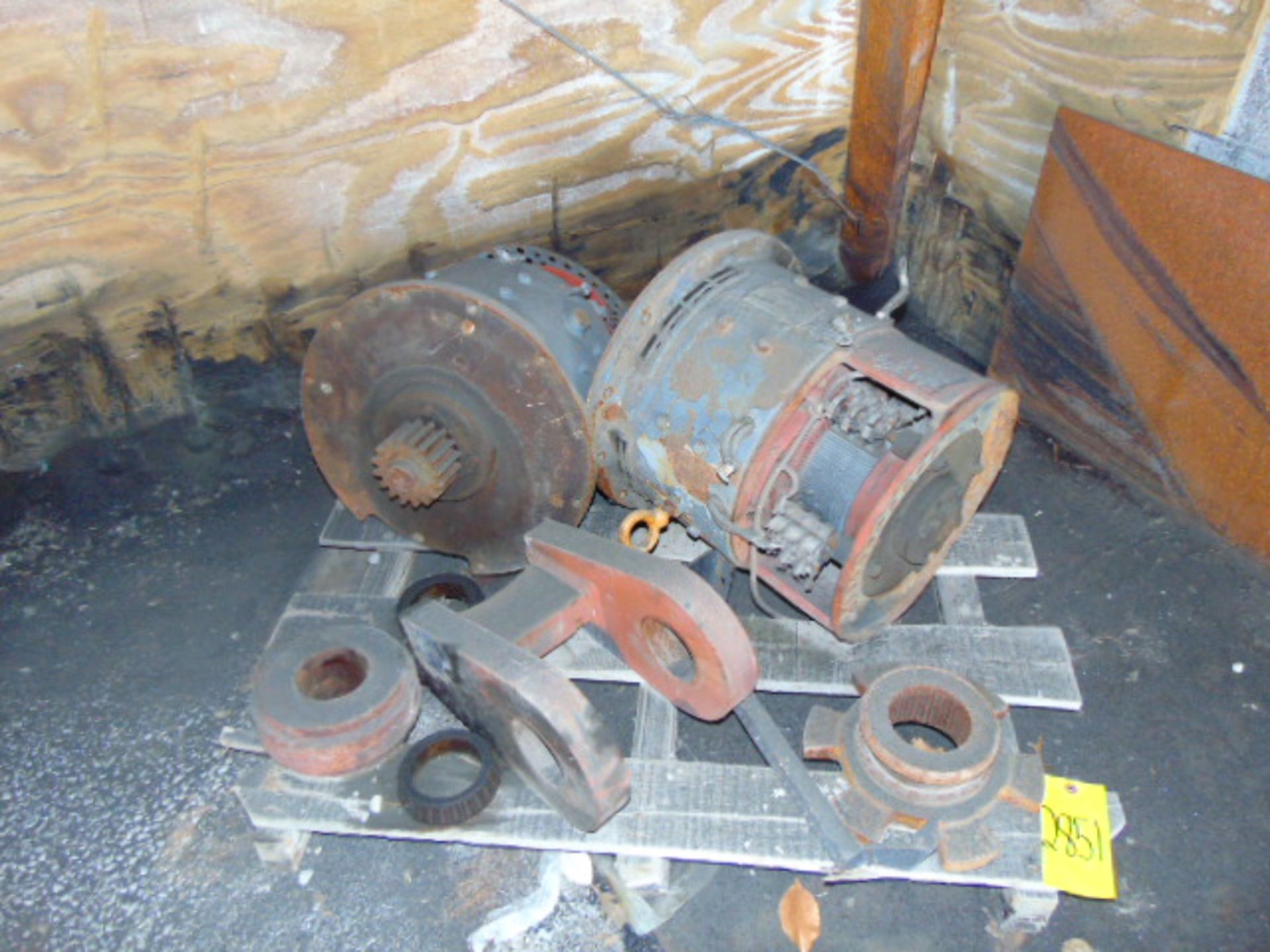 LOT CONSISTING OF: crane parts & misc., assorted (on six skids) - Image 6 of 7
