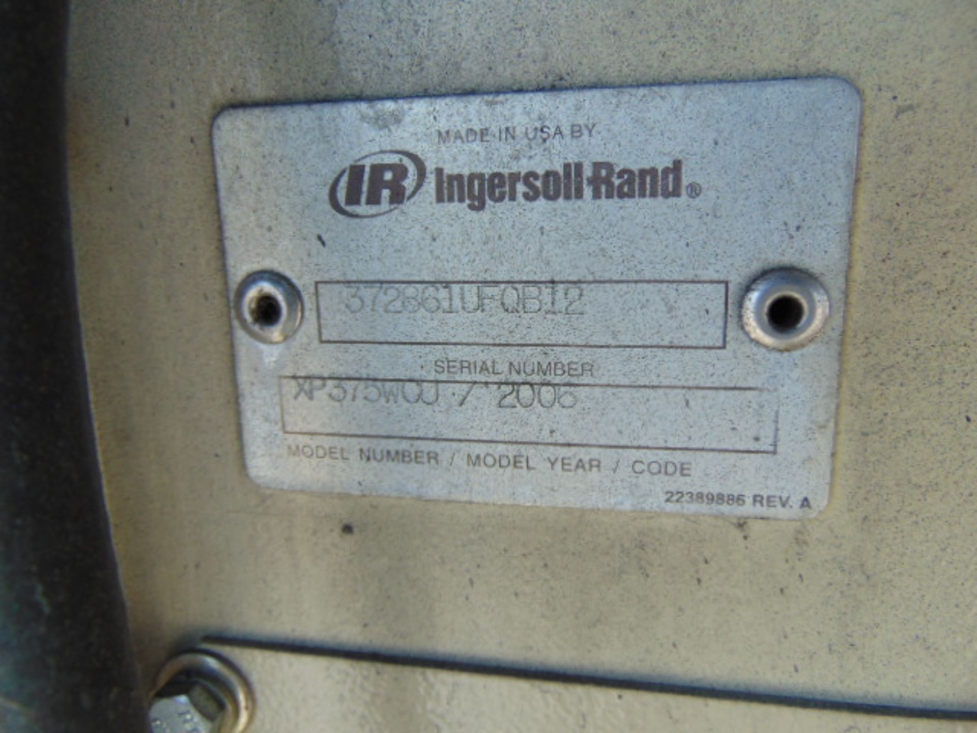 PORTABLE AIR COMPRESSOR, INGERSOLL-RAND MDL. XP375W0U7, new 2006, Doosan diesel engine, sgl. axle, - Image 6 of 6