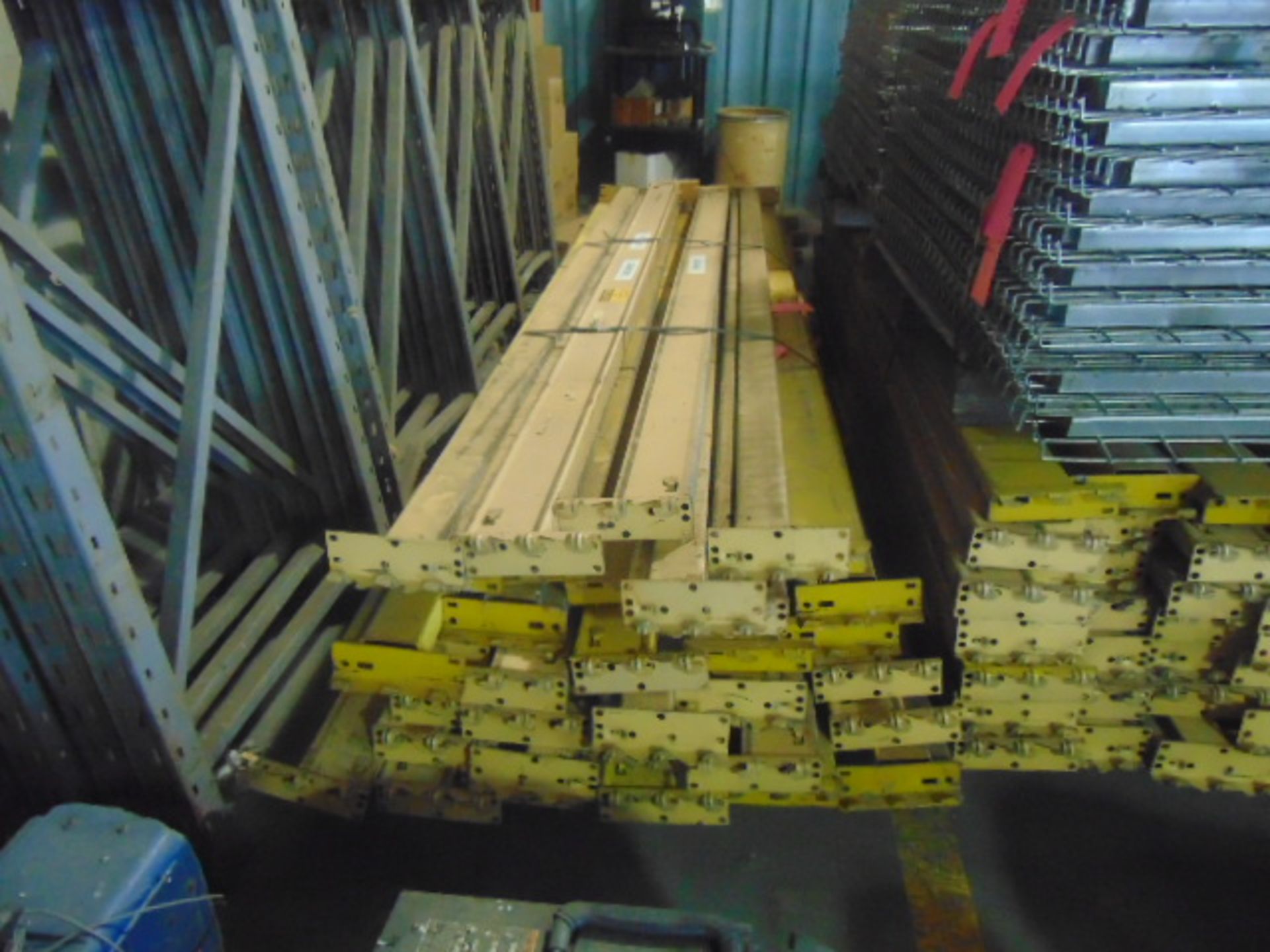 LOT OF PALLET RACK: (22) 10' x 3' uprights, approx.(80) 10' cross beams, wire mesh decking - Image 3 of 6