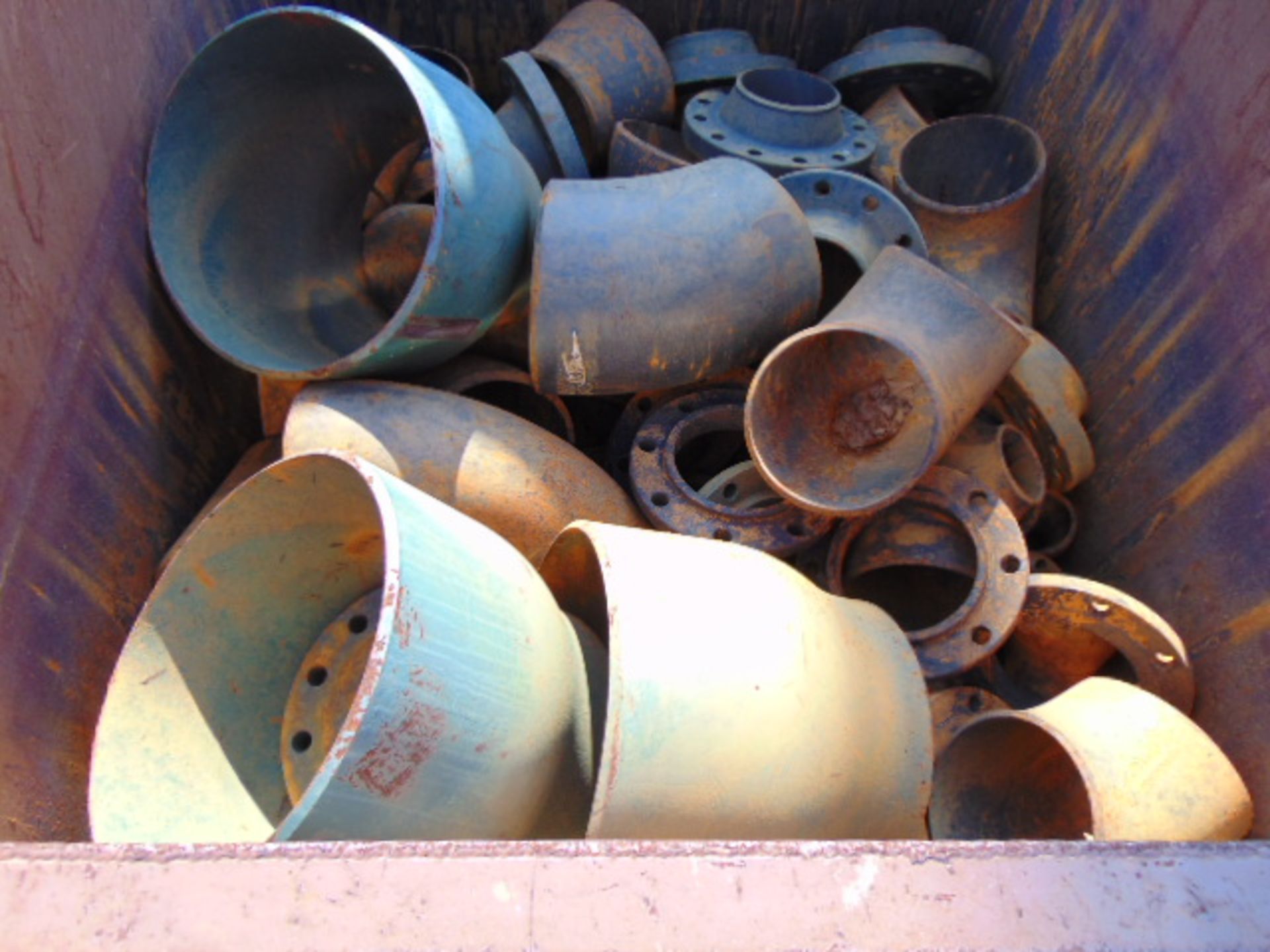 LOT OF STEEL BINS (4), w/assorted pipe fittings - Image 5 of 5