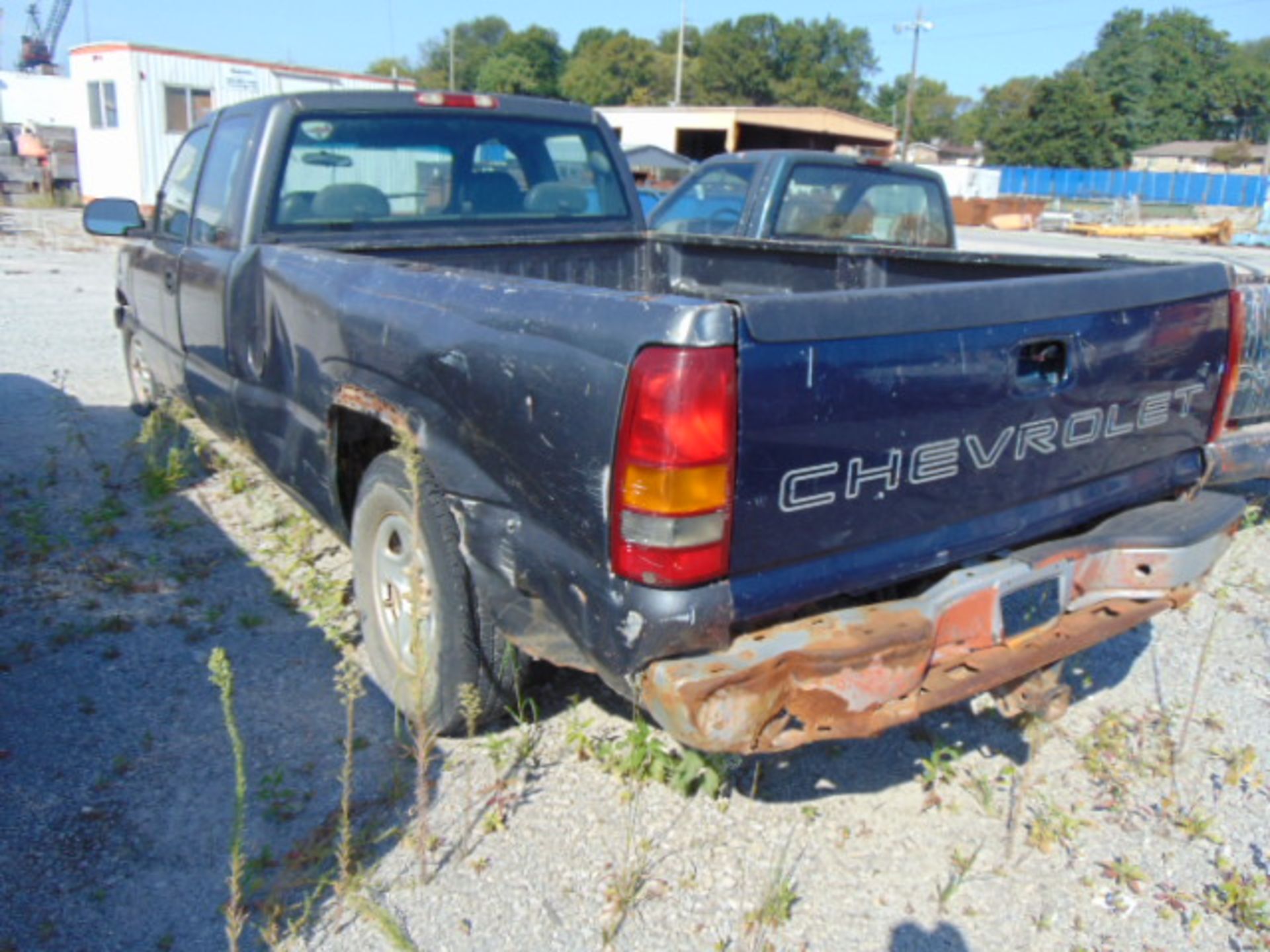 YARD PICKUP TRUCK, CHEVROLET 1500 (yard use only - no title) - Image 4 of 5