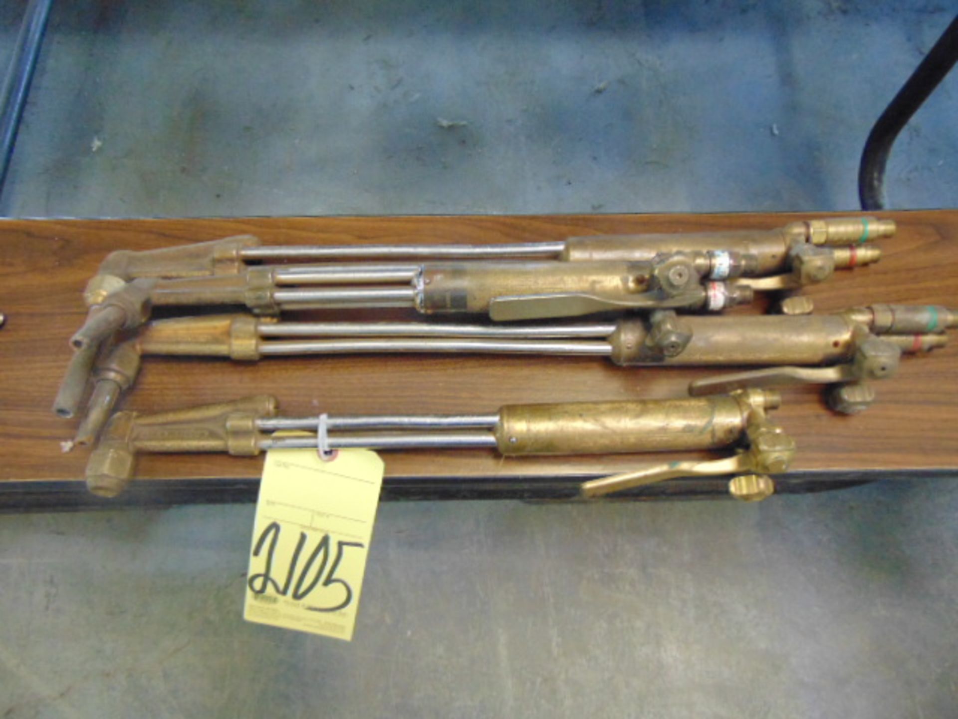 LOT OF CUTTING TORCHES (4), HARRIS