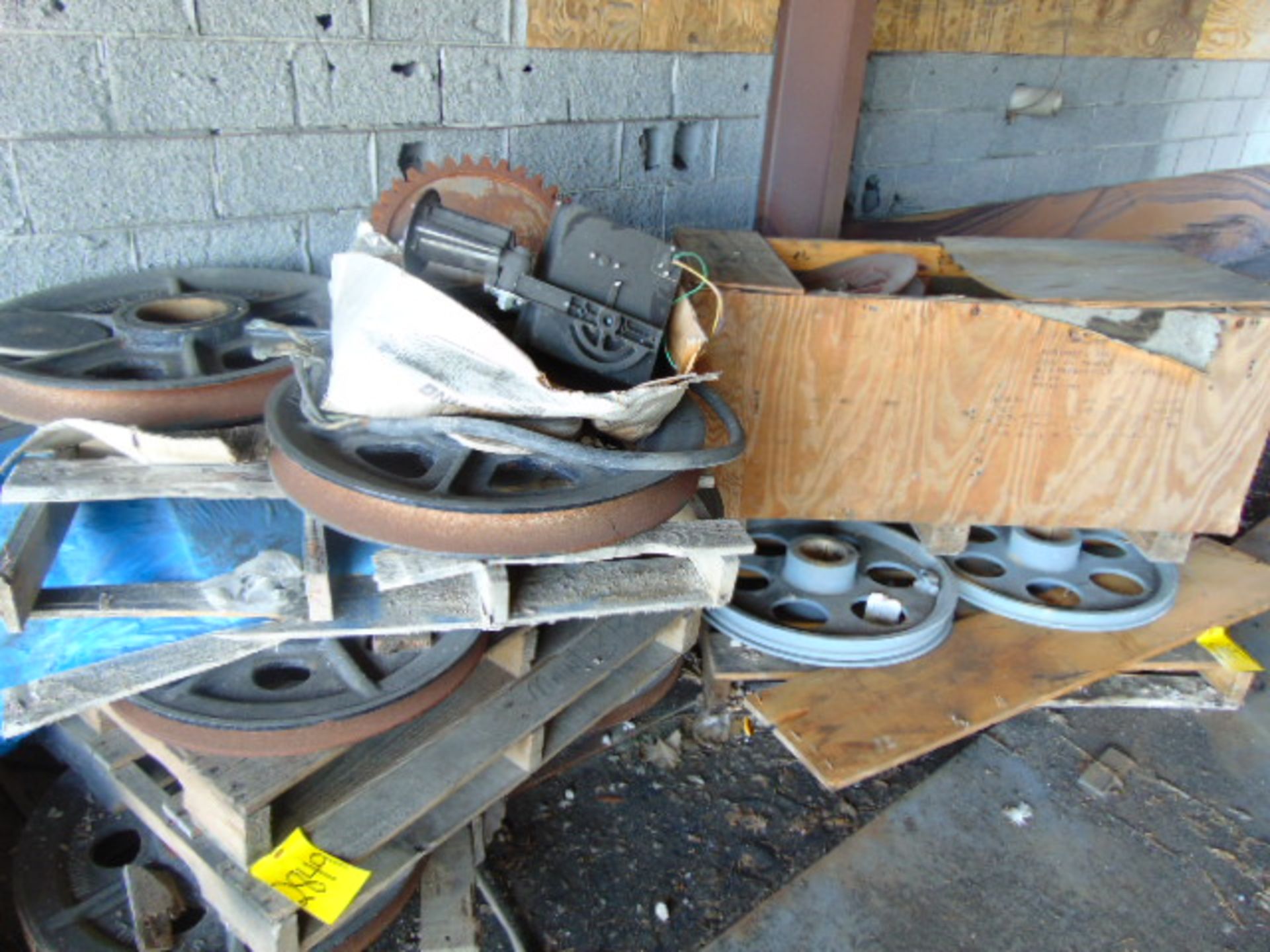 LOT OF CABLE WHEELS, assorted (in one row) - Image 3 of 3