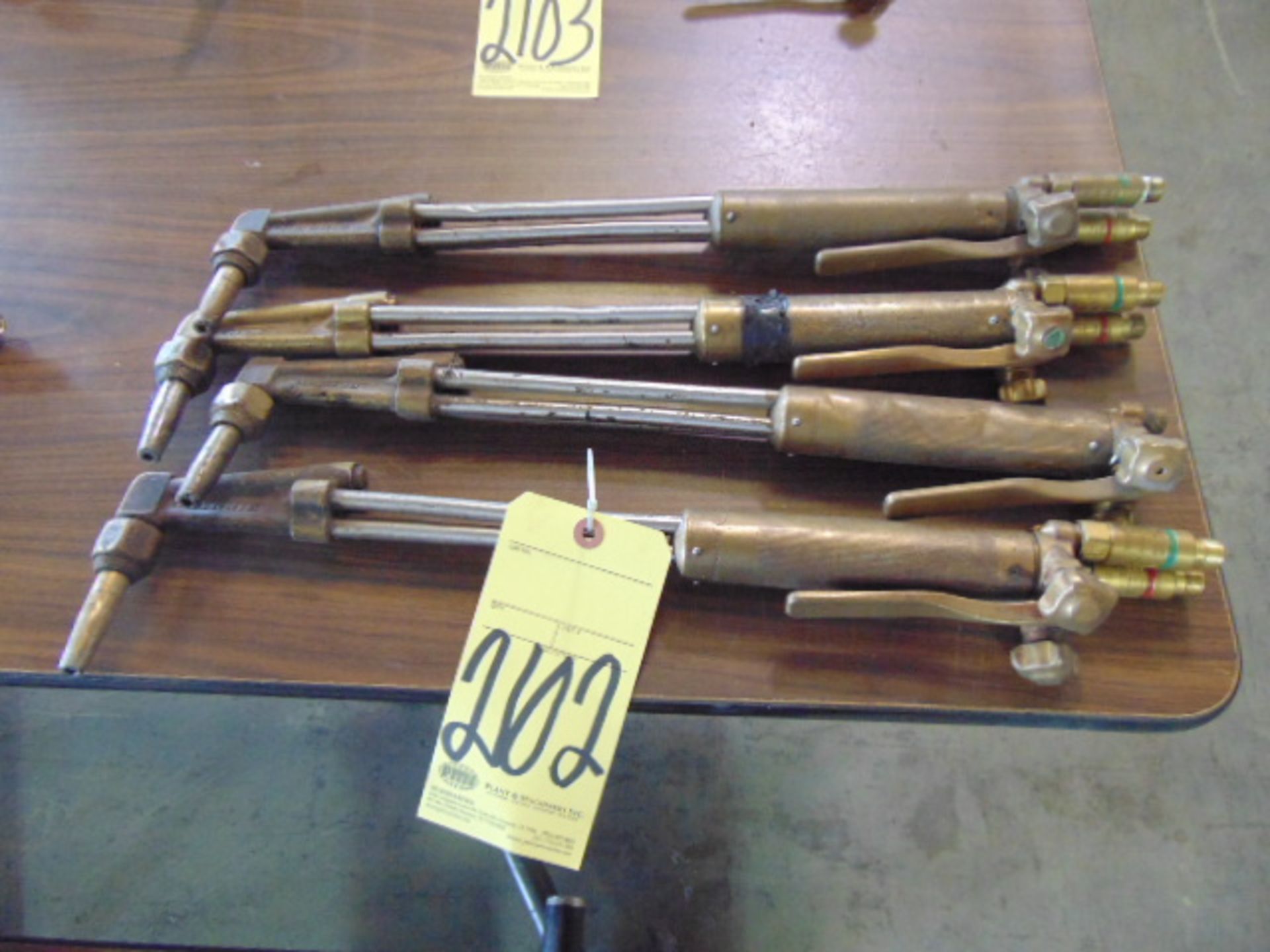 LOT OF CUTTING TORCHES (4), HARRIS