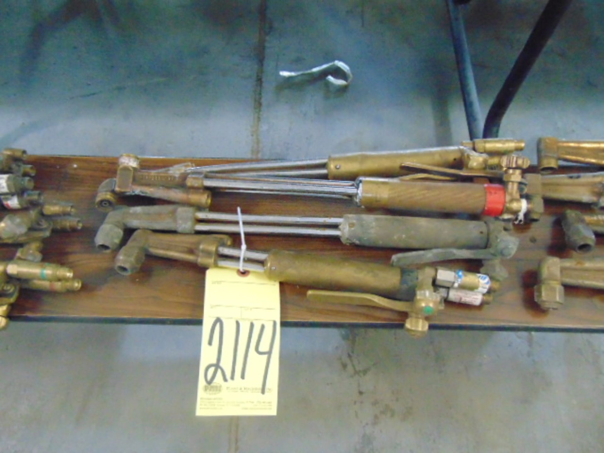 LOT OF CUTTING TORCHES (4), HARRIS