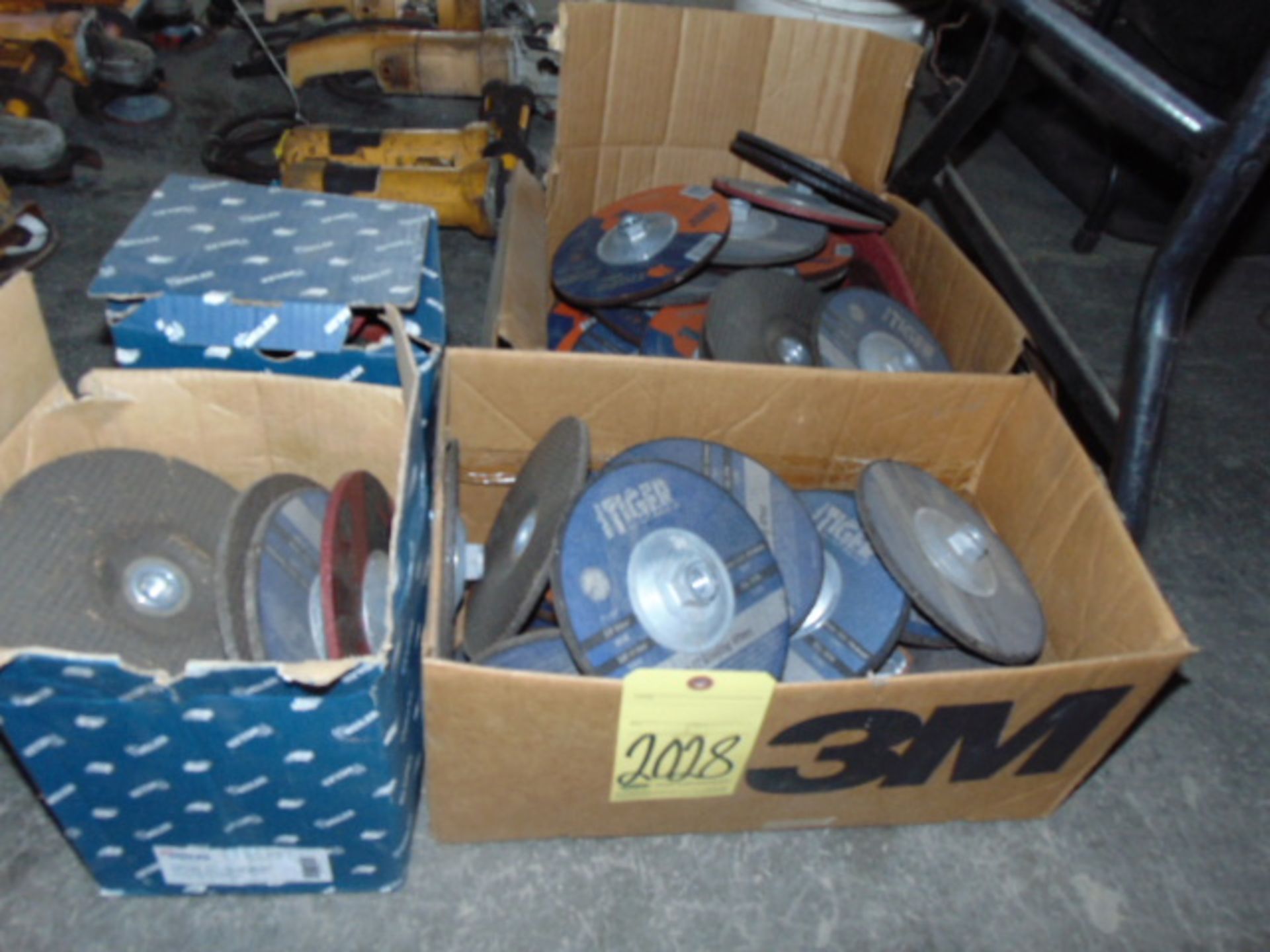 LOT OF INFRARED HEATERS