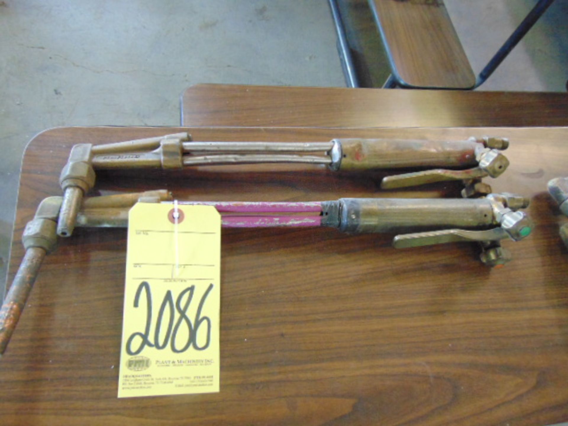 LOT OF CUTTING TORCHES (2), HARRIS