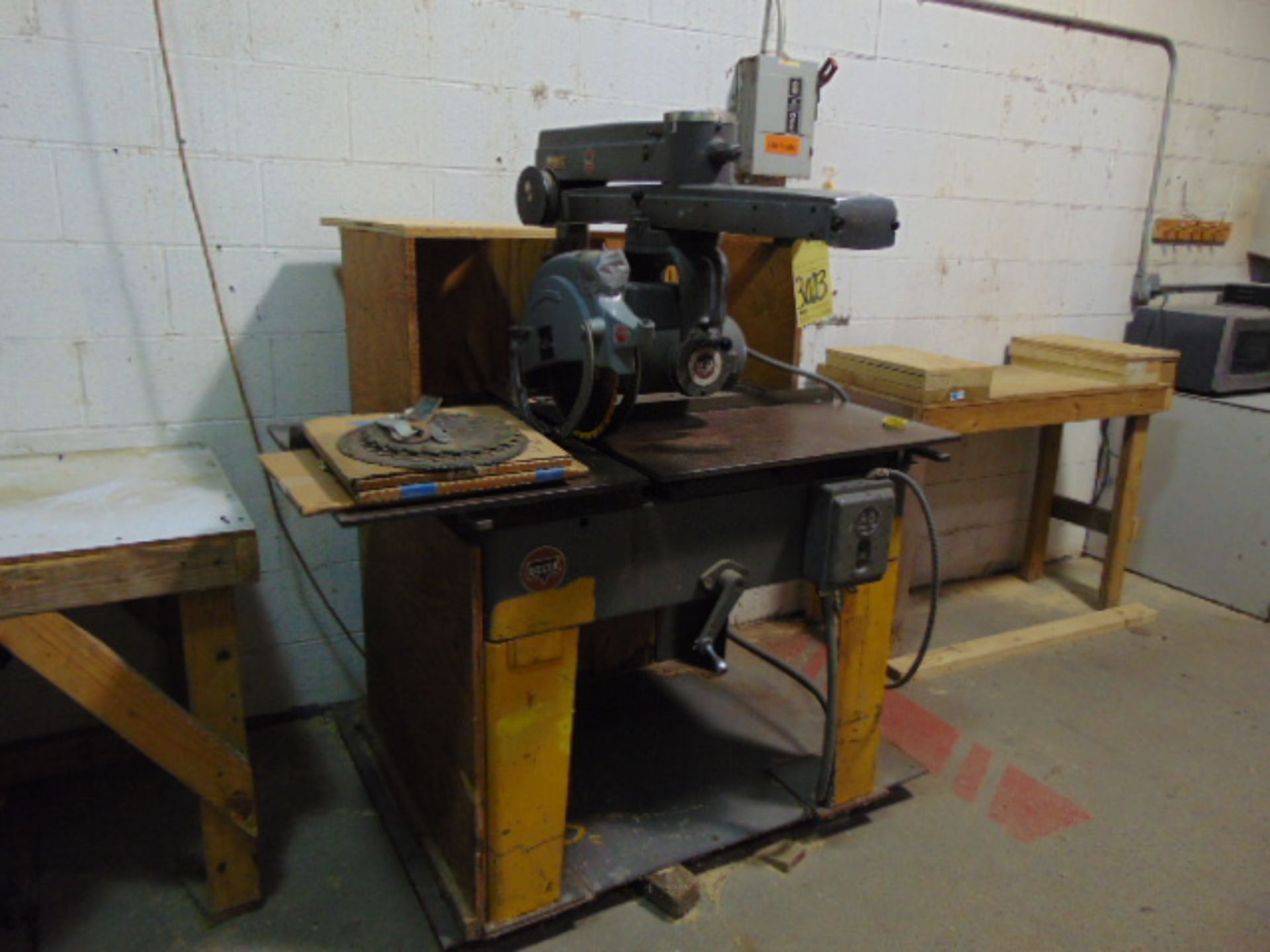 RADIAL ARM SAW, DELTA ROCKWELL MDL. L-40-0, 14", 3-phase, S/N DH-6139