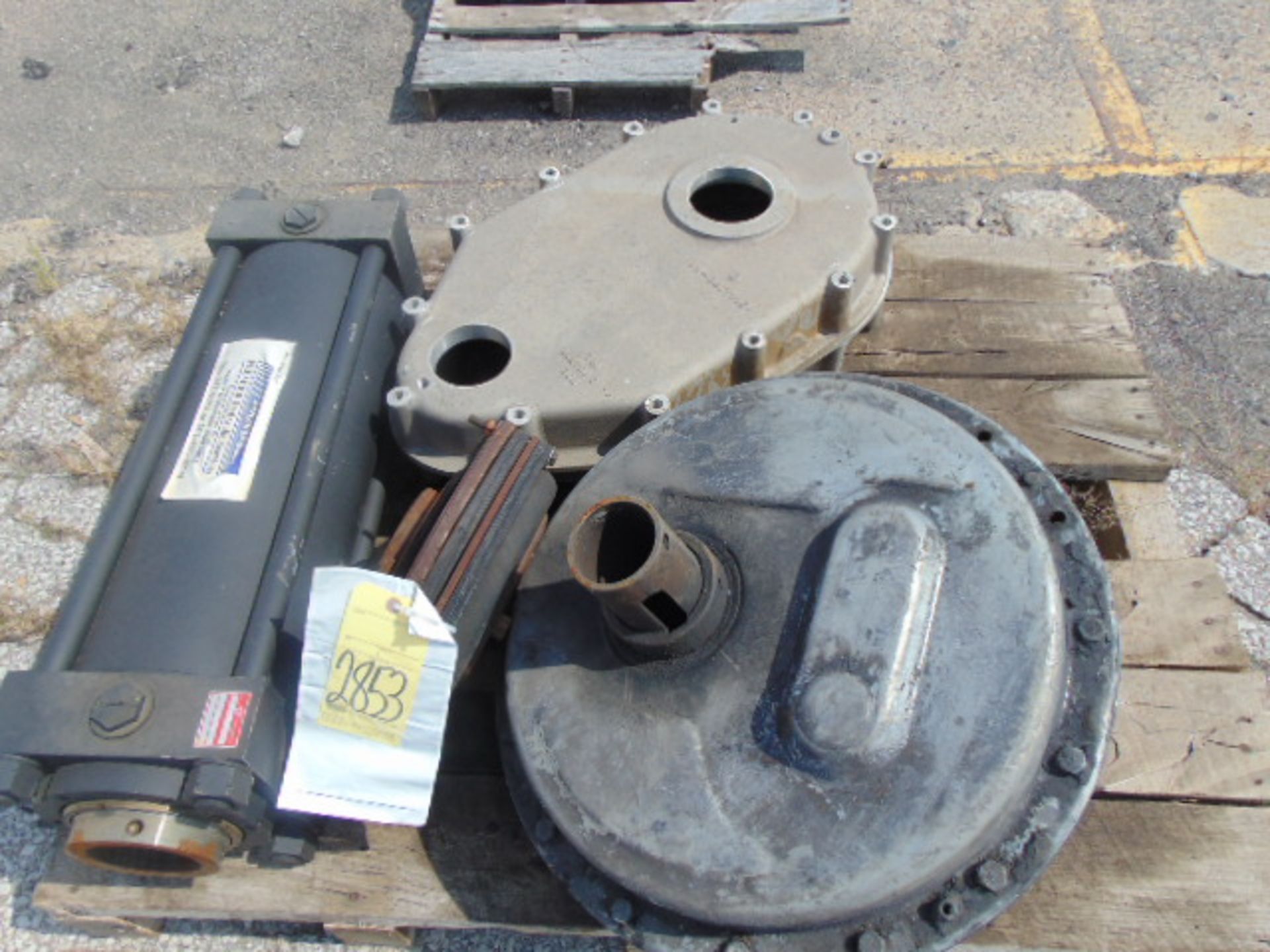 LOT OF CRANE PARTS, assorted (on eleven skids) - Image 2 of 9