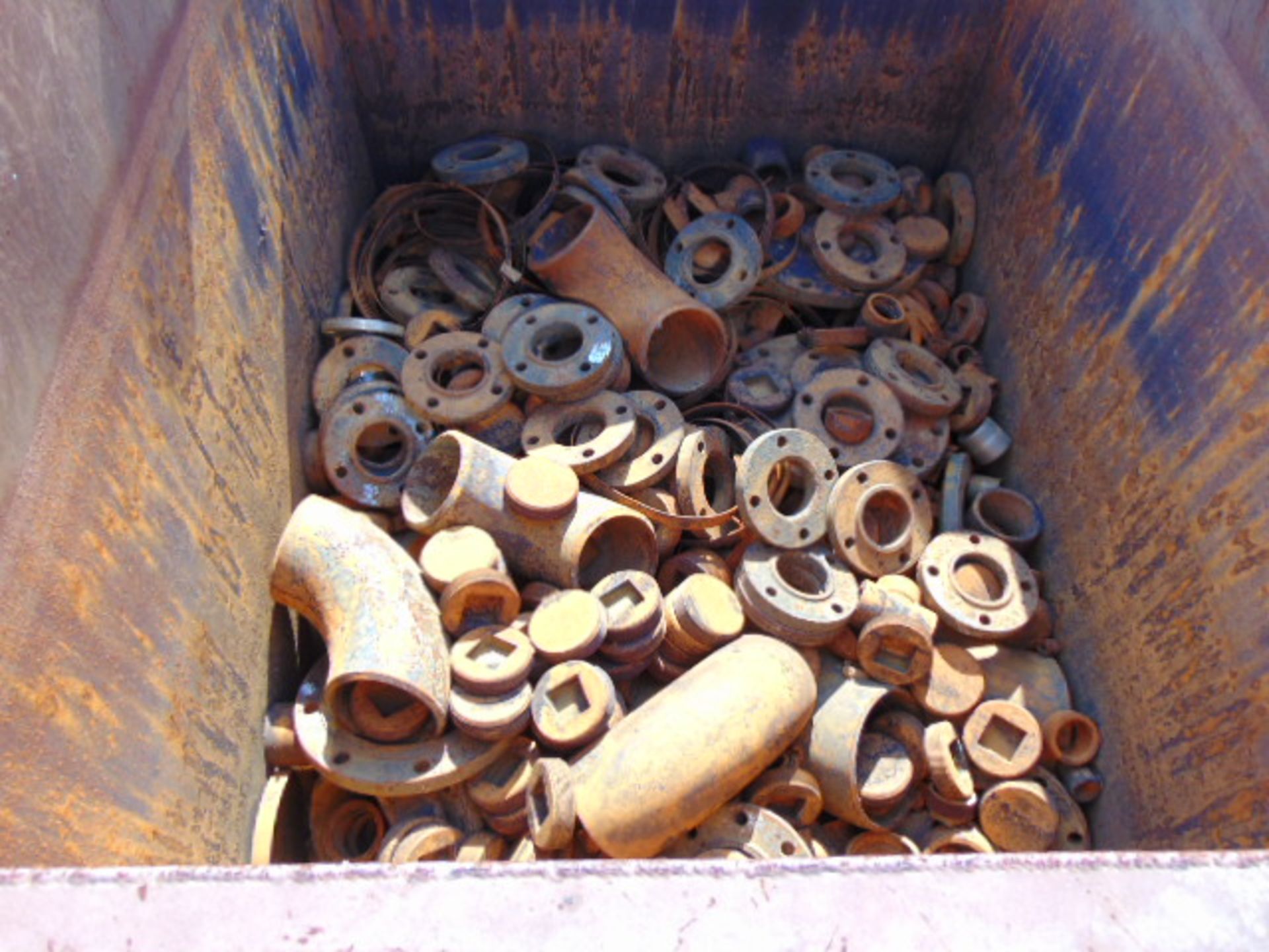 LOT OF STEEL BINS (4), w/assorted pipe fittings - Image 3 of 5