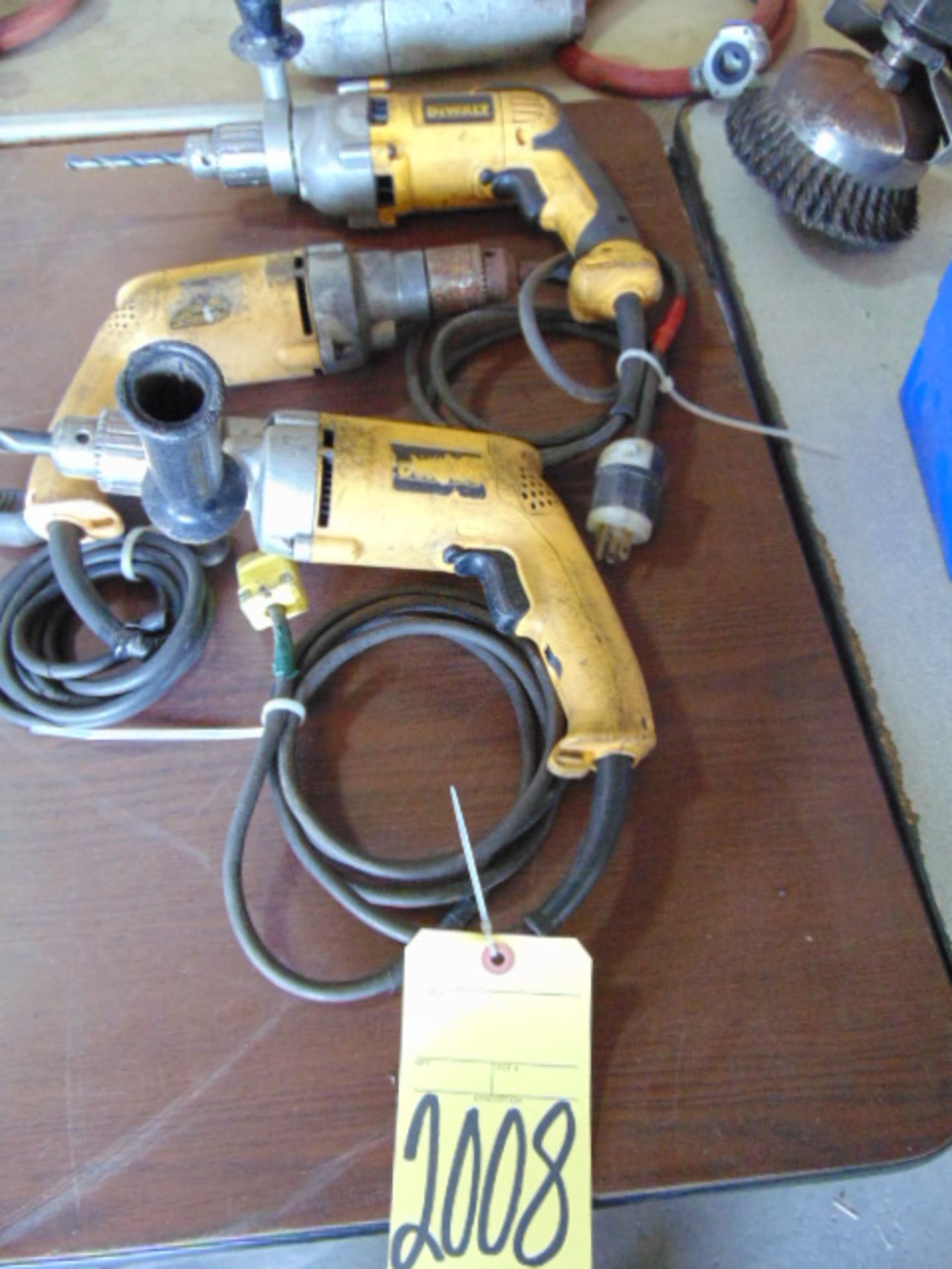 LOT OF ELECTRIC DRILLS (3)