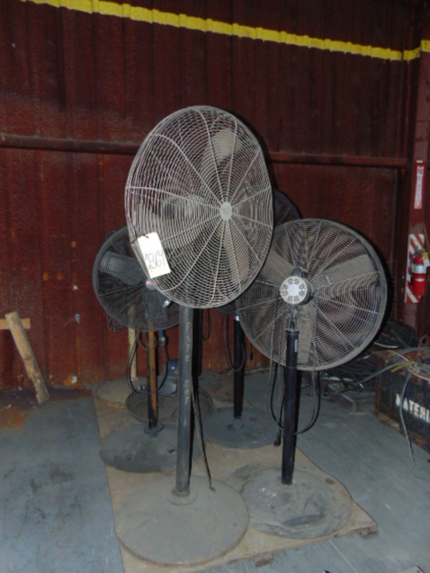 LOT OF PEDESTAL FANS (6)