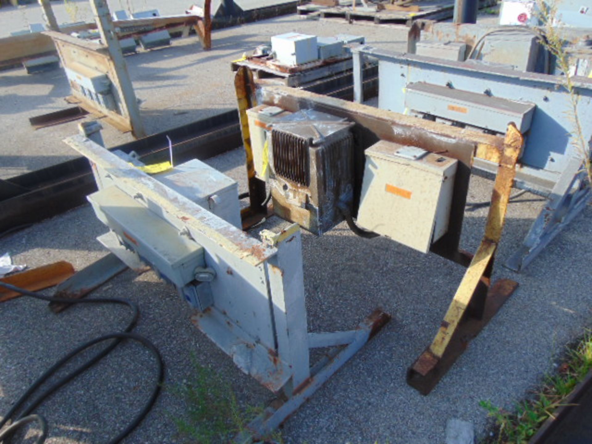 LOT OF OUTDOOR ELECTRIC PORTABLE SUB-STATIONS, w/disconnect boxes & assorted transformers - Image 5 of 13