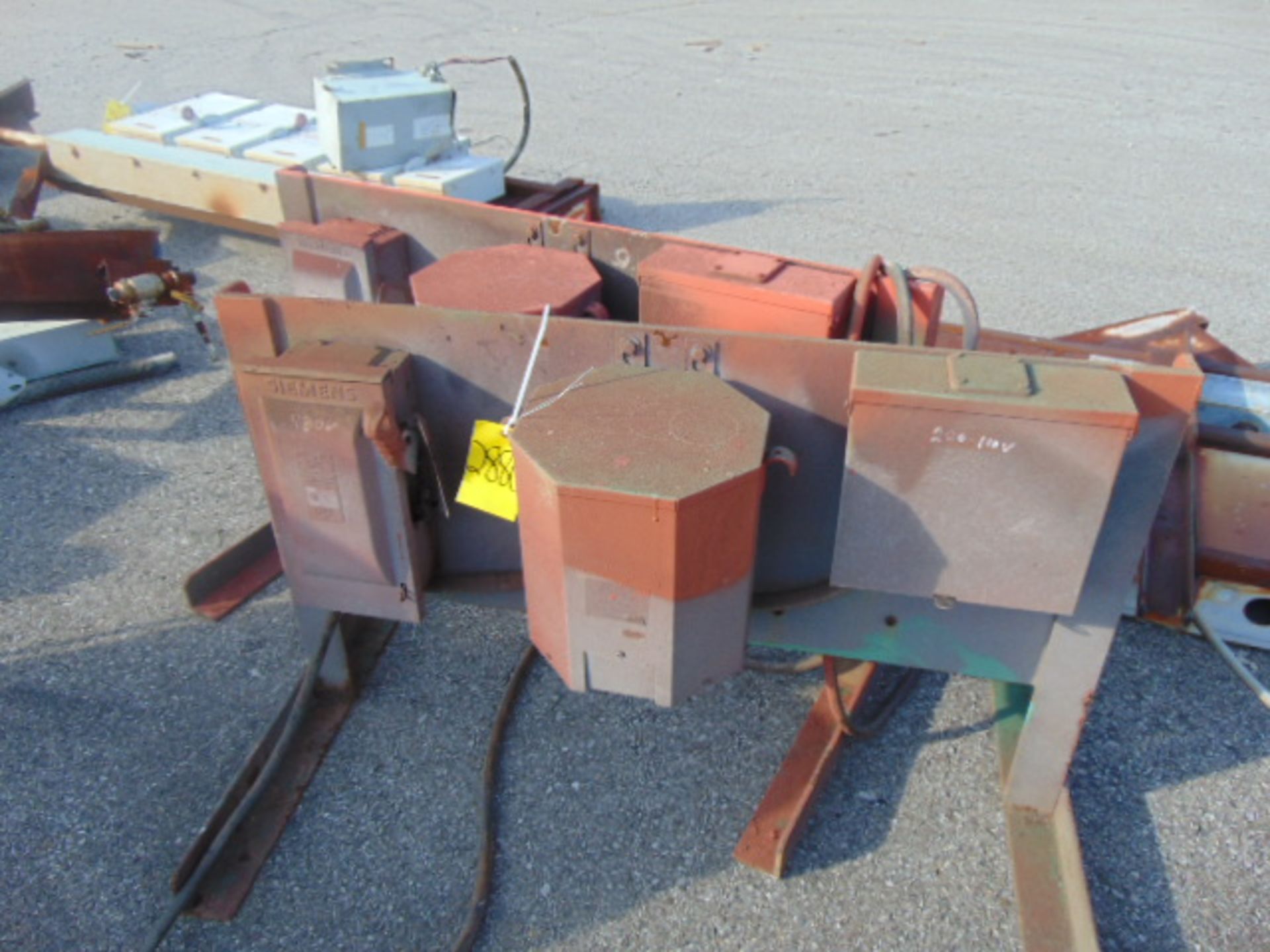 LOT OF OUTDOOR ELECTRIC PORTABLE SUB-STATIONS, w/disconnect boxes & assorted transformers - Image 11 of 13