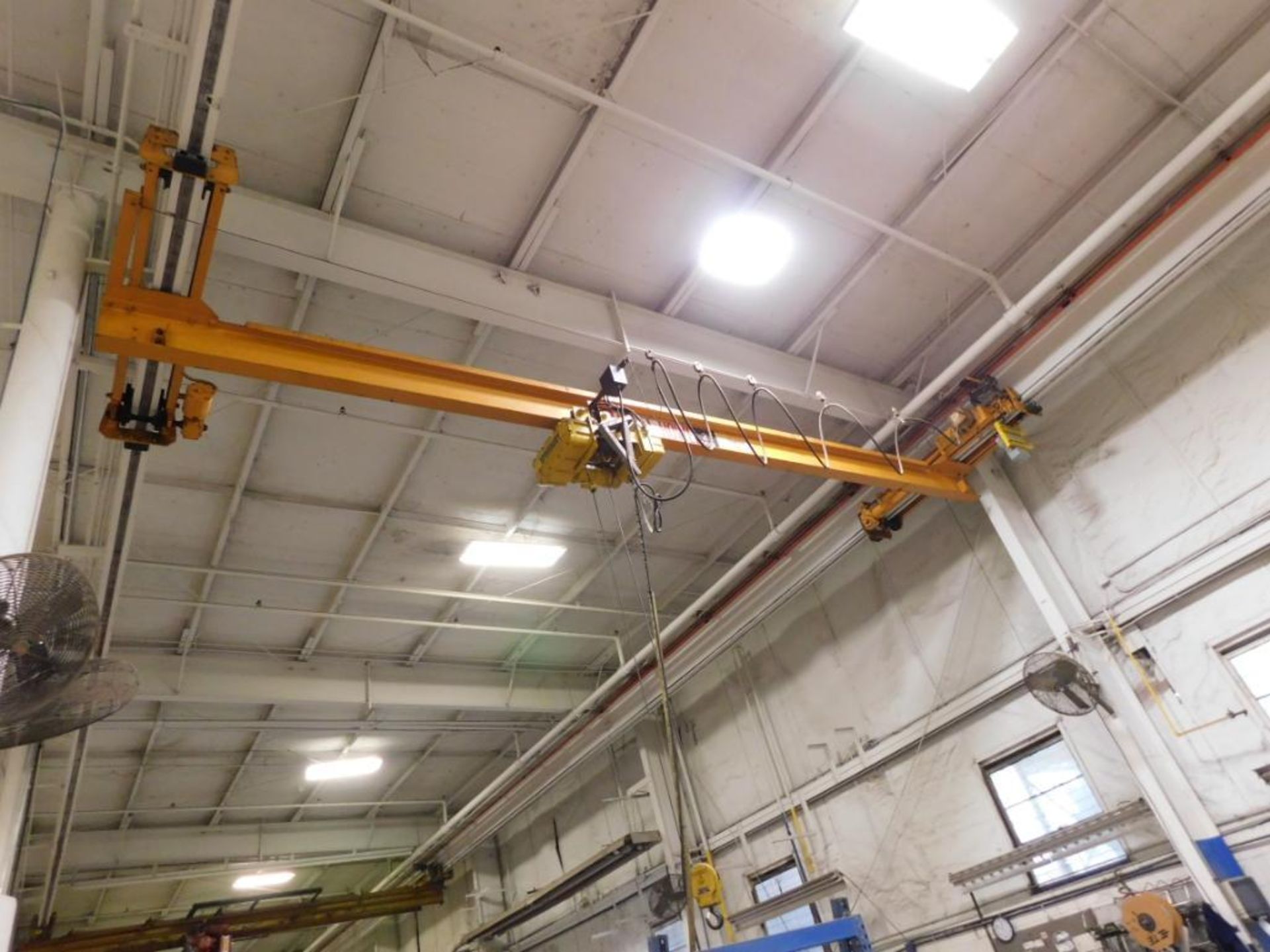 UNDERHUNG CABLE CRANE, WRIGHT, 2.T. CAP., w/approx. 25' bridge assembly, Able Howe pendant