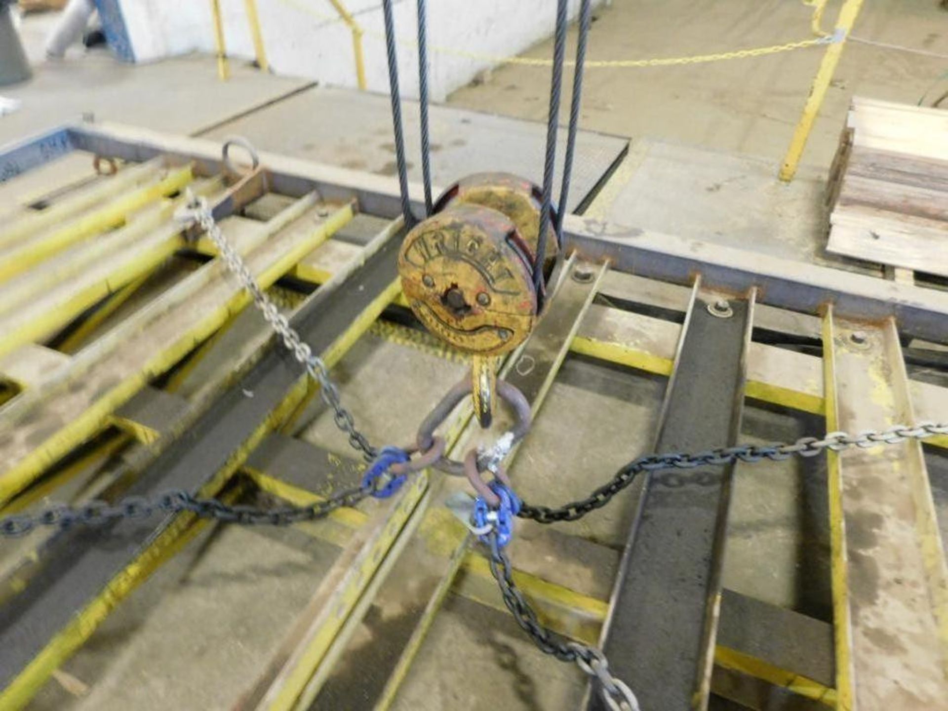 UNDERHUNG CABLE CRANE, WRIGHT, 5 T. CAP., w/approx. 25' bridge assembly, pendant & remote - Image 4 of 4