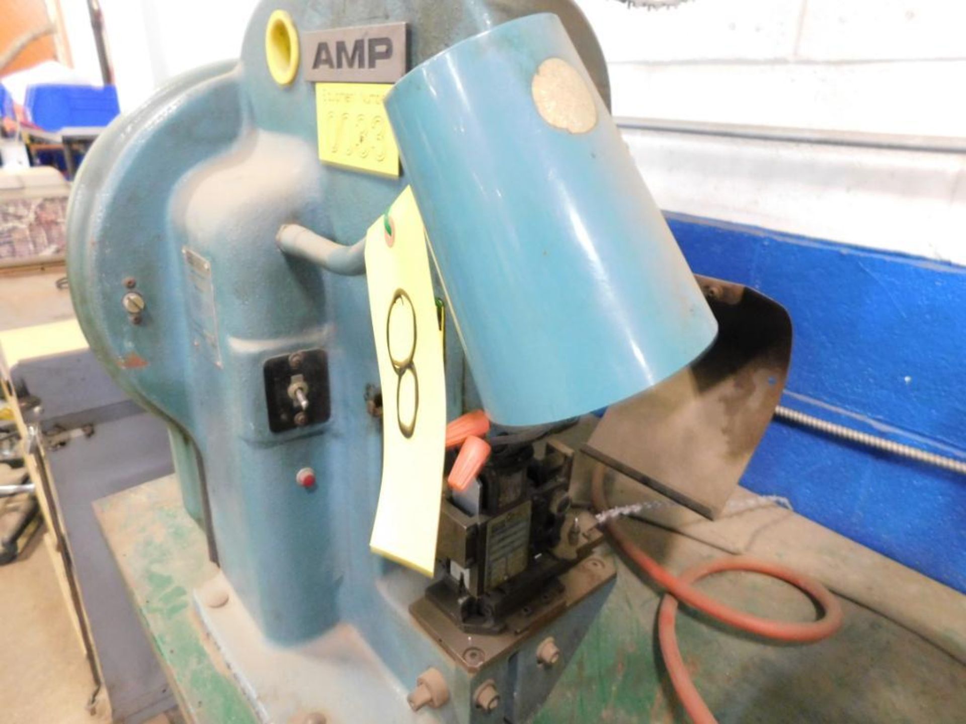 BENCH TOP TERMINAL MACHINE, AMP 565435-5 AC MDL. K, no applicators, S/N 125909 - Image 2 of 2