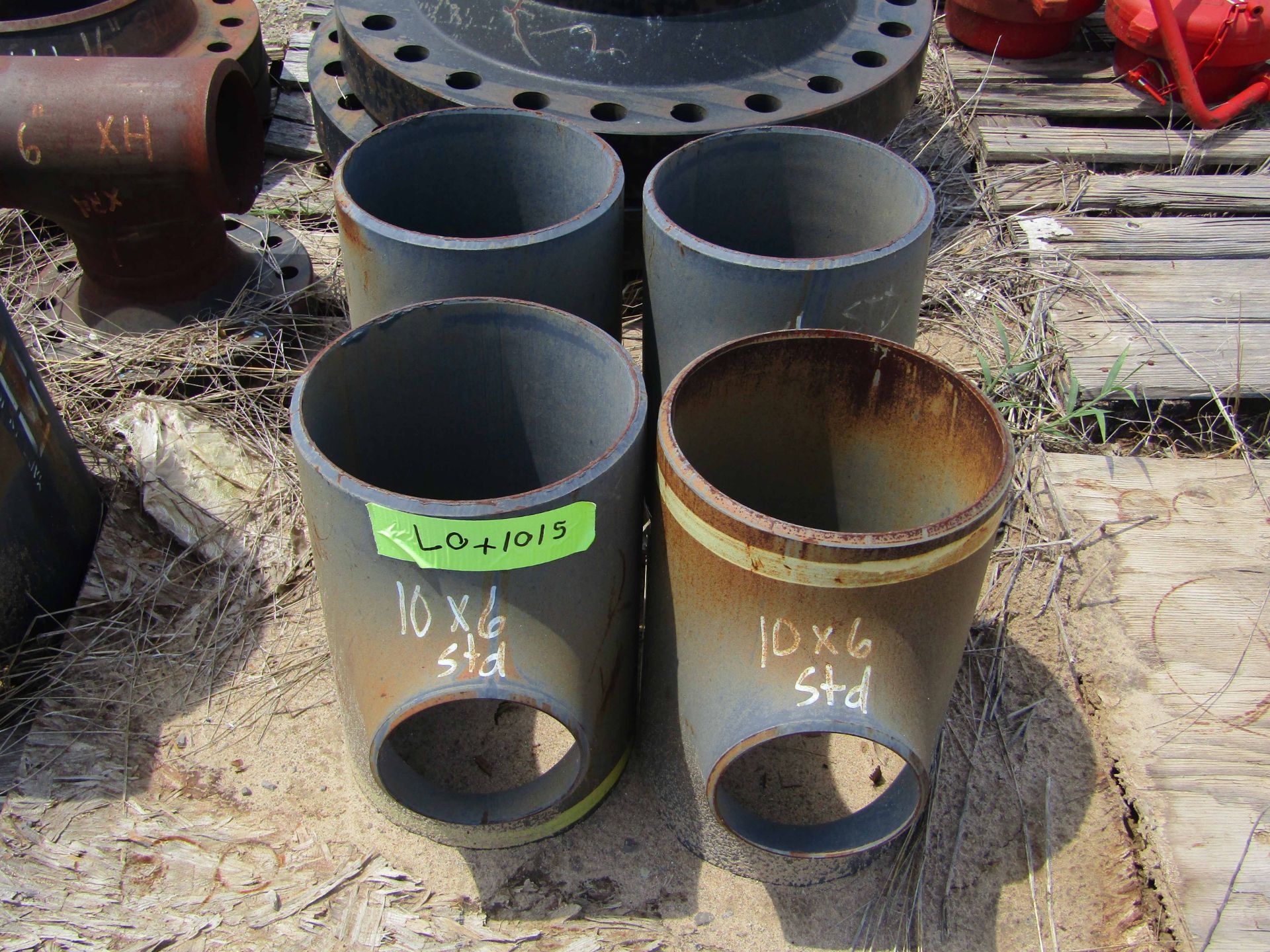 LOT CONISISTING OF: (APPROX. 4) TEE REDUCING,BW,10",S40/STD X 6",S40/STD,A860-WPHY-52,MSS-SP-75 (