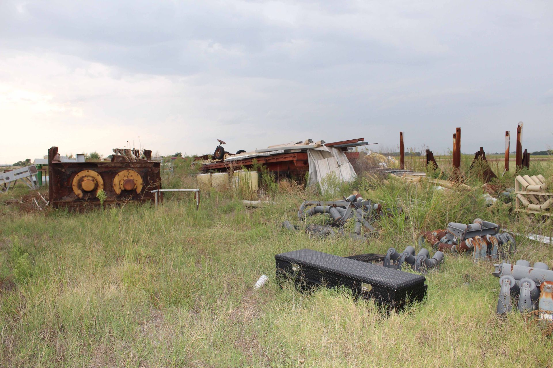 LOT OF SCRAP METAL (located in north yard) - Image 3 of 5